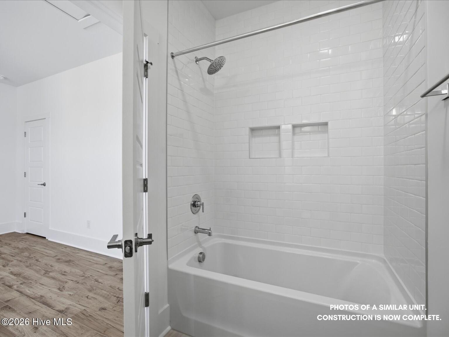 100544429 | Photo 21