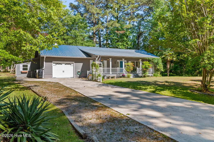 519 Country Club Drive W,Arapahoe