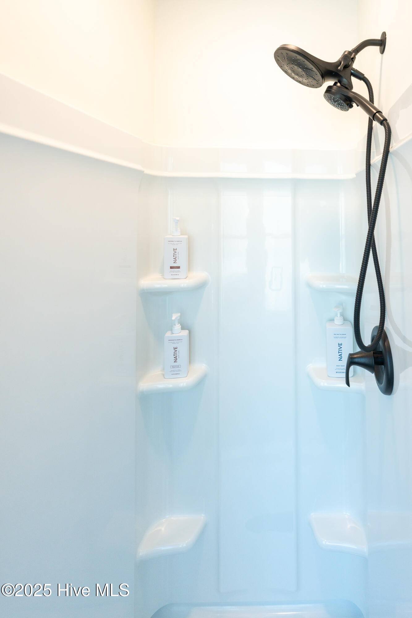 100531828 | Photo 39