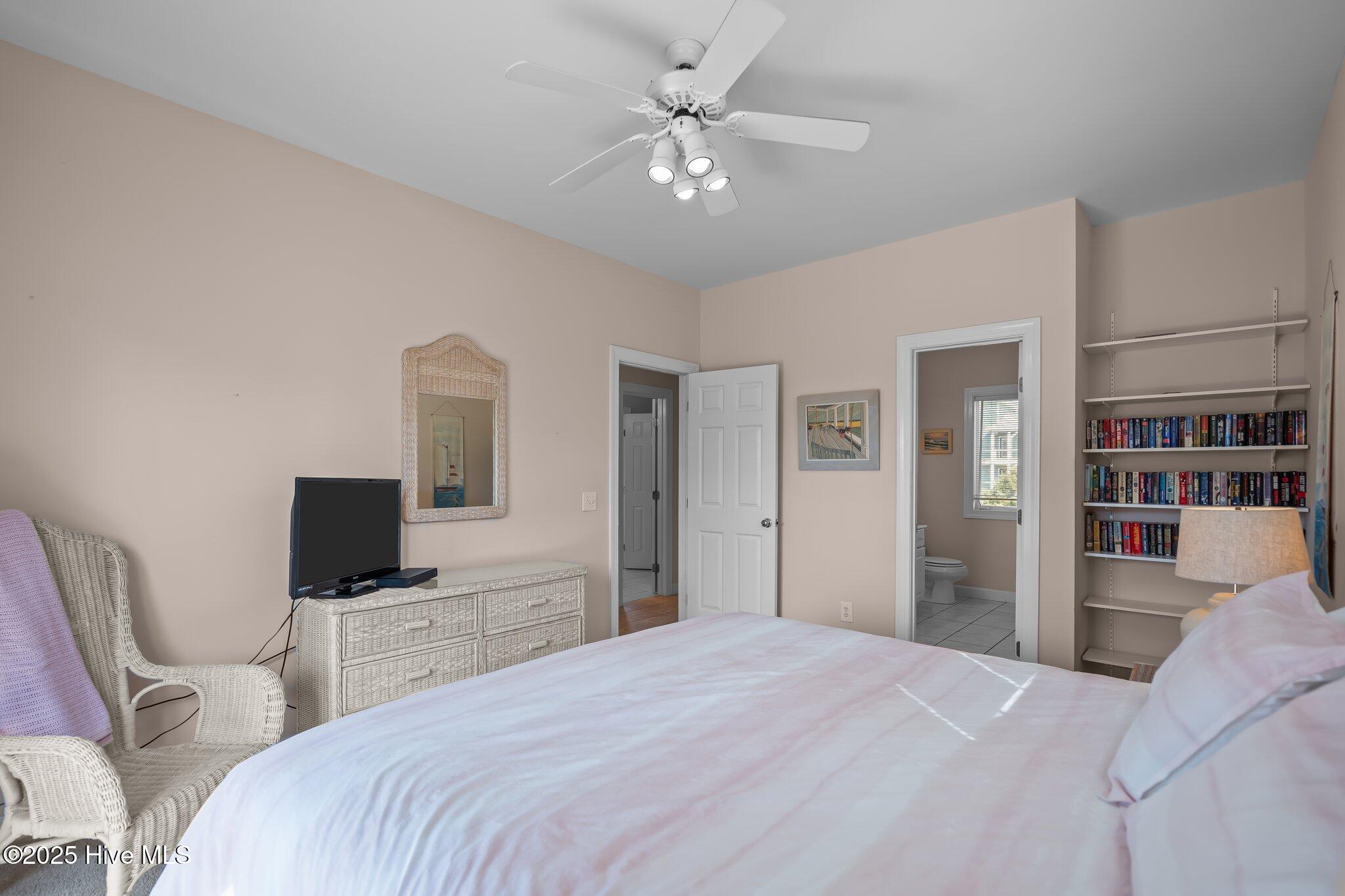 100506590 | Photo 34