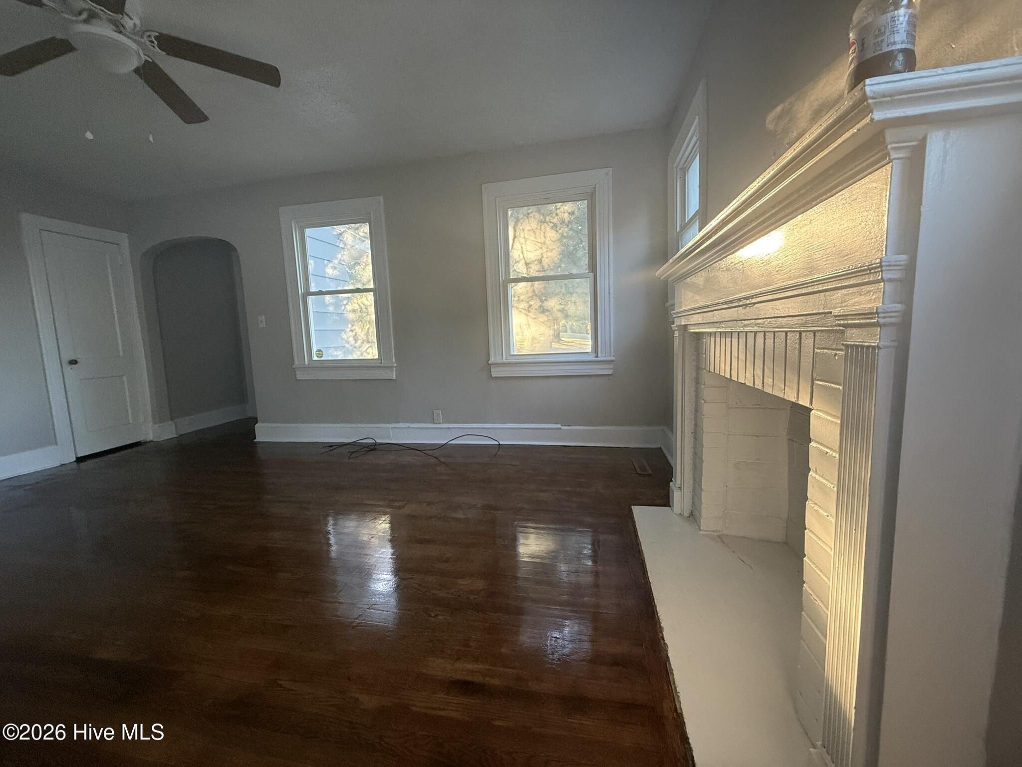 Photo 3 of Single family home for sale at 401 Nash St, Greenville, NC 27834 | MLS# 100608864 | Listing updated on 2026-10-07