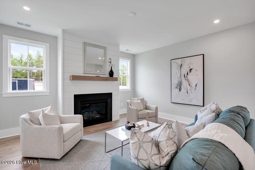 100550768 | Photo 21