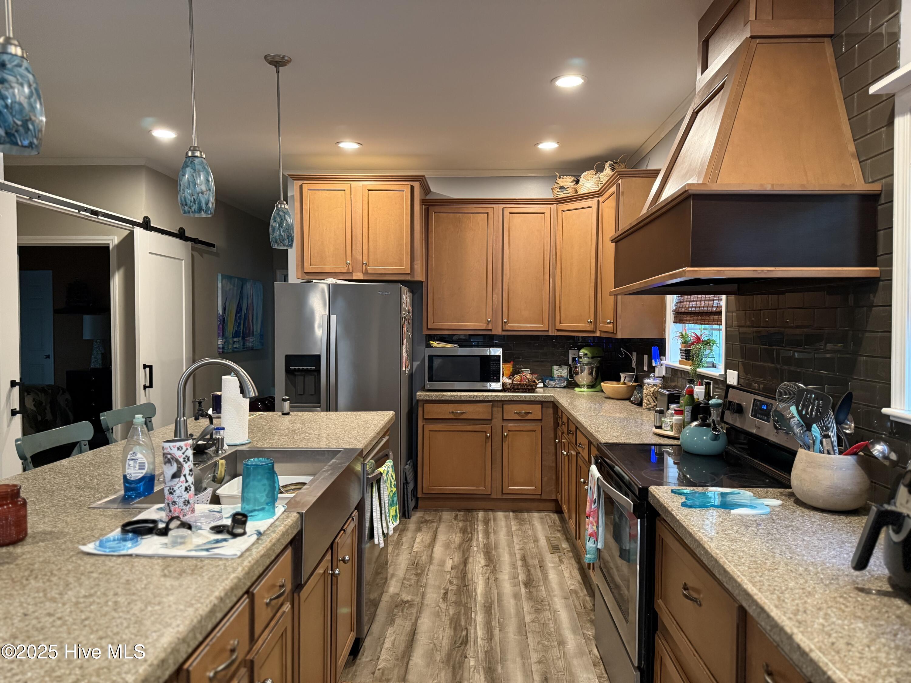 100529032 | Photo 13