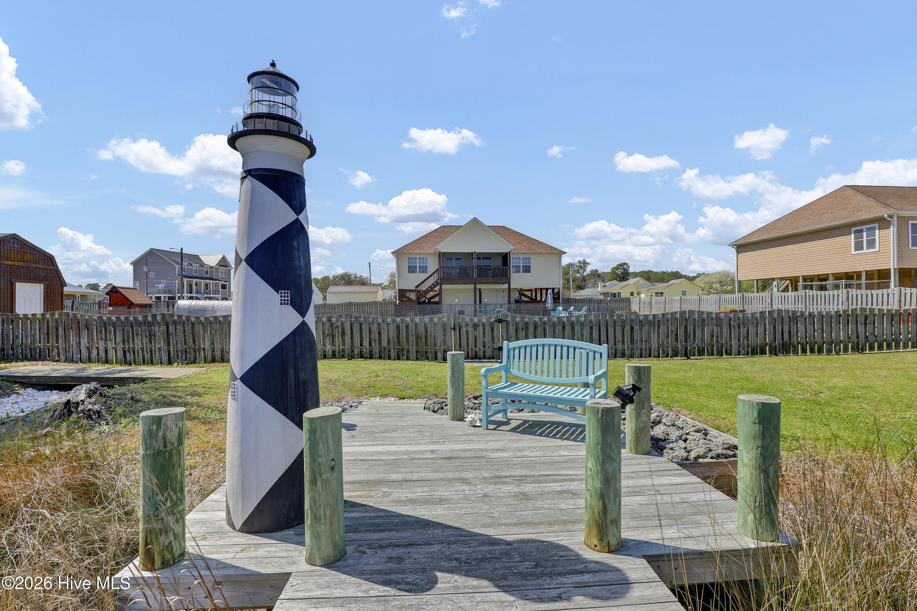 100561433 | Photo 47