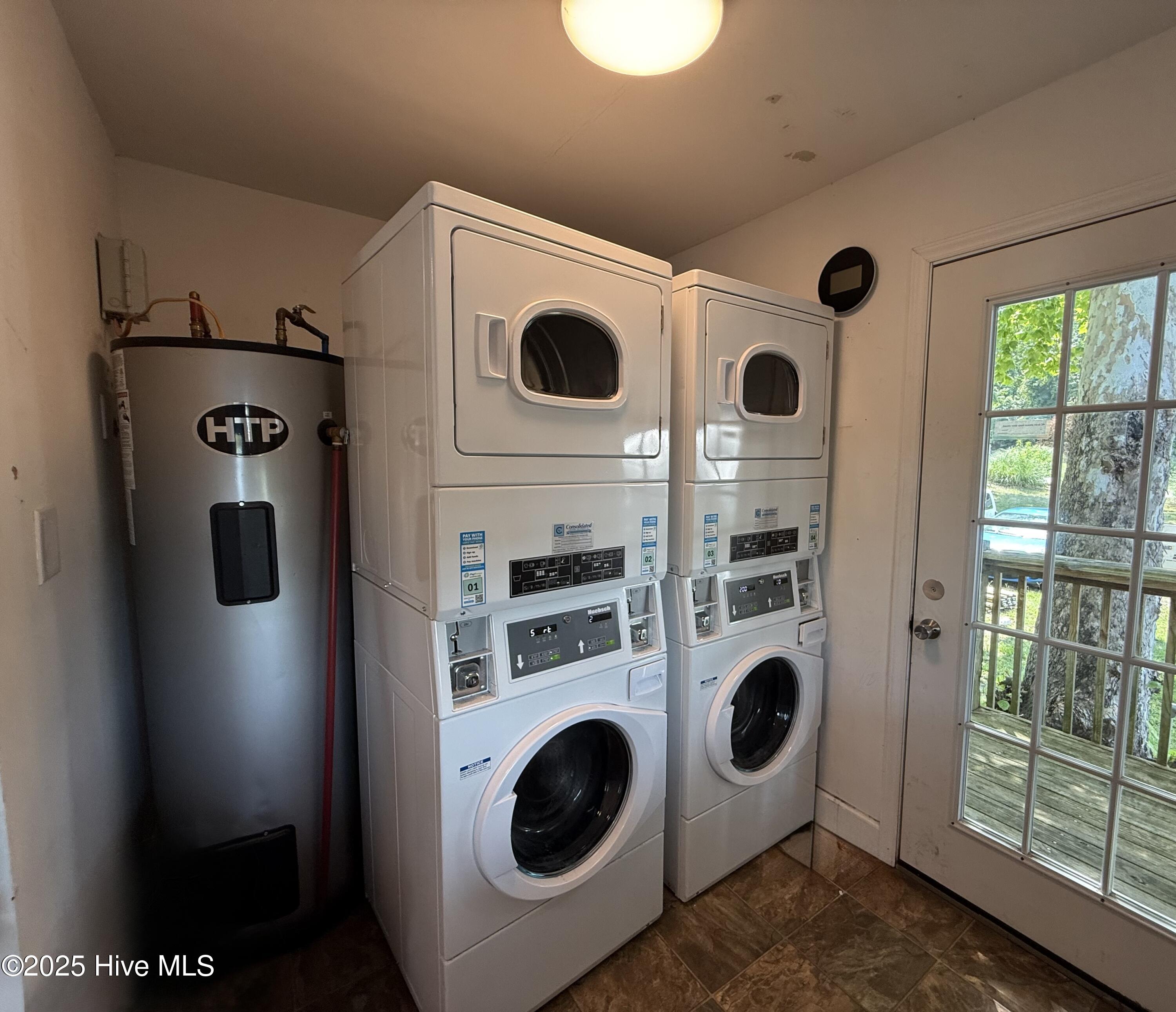 100515642 | Photo 11