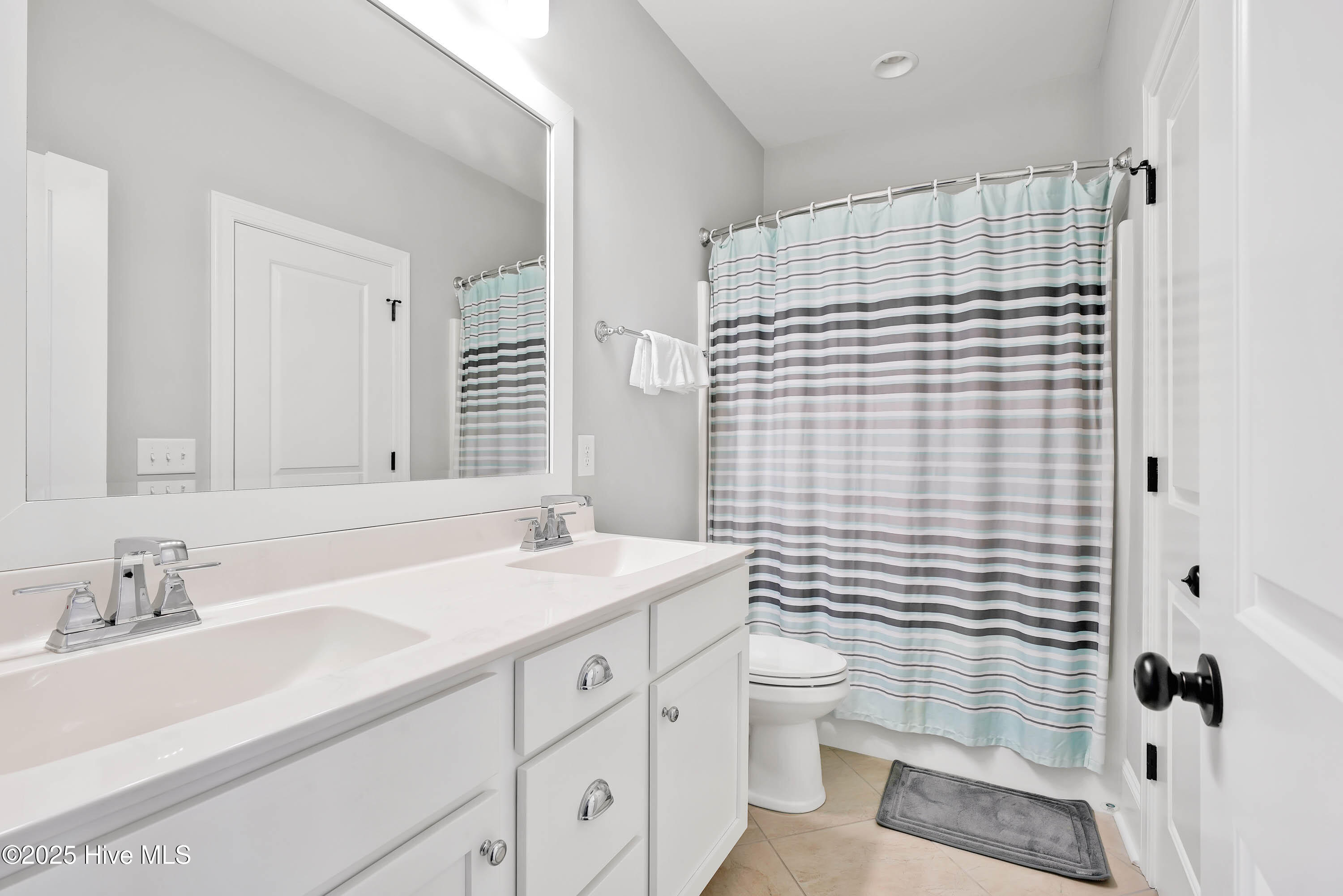 100552715 | Photo 38