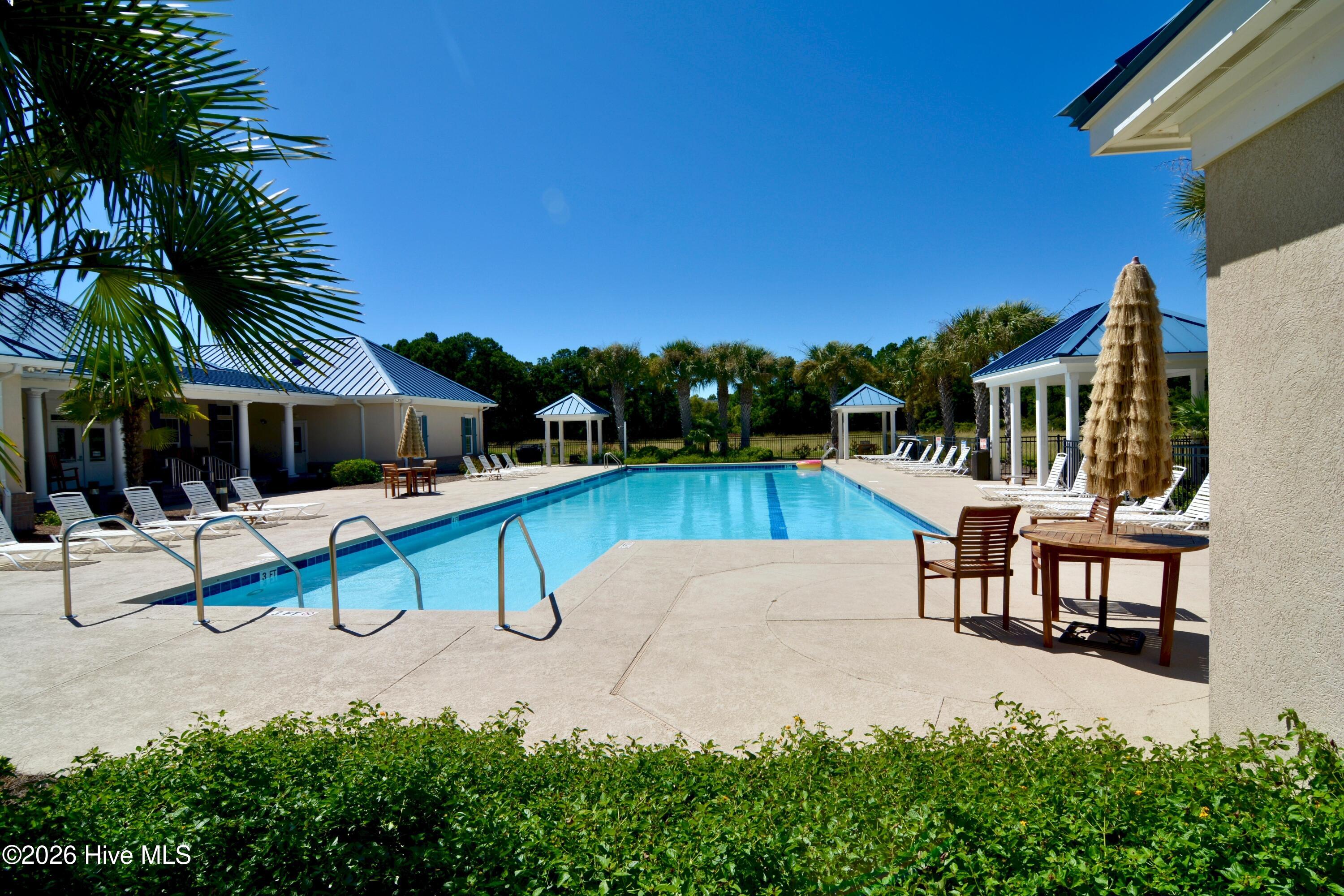 100567297 | Photo 52