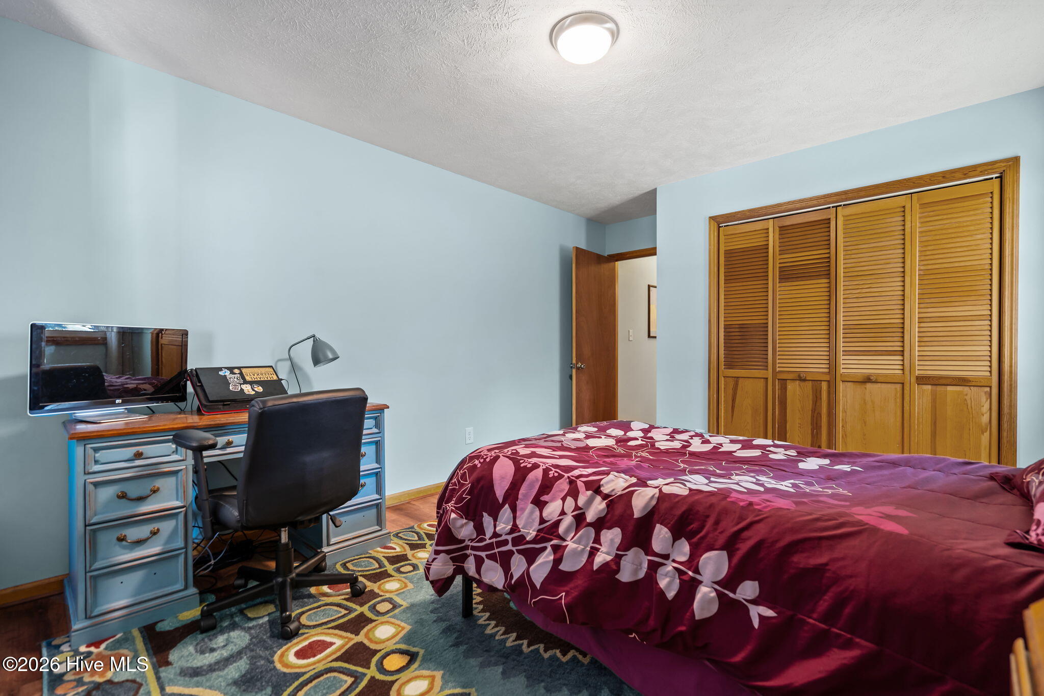 100569191 | Photo 35