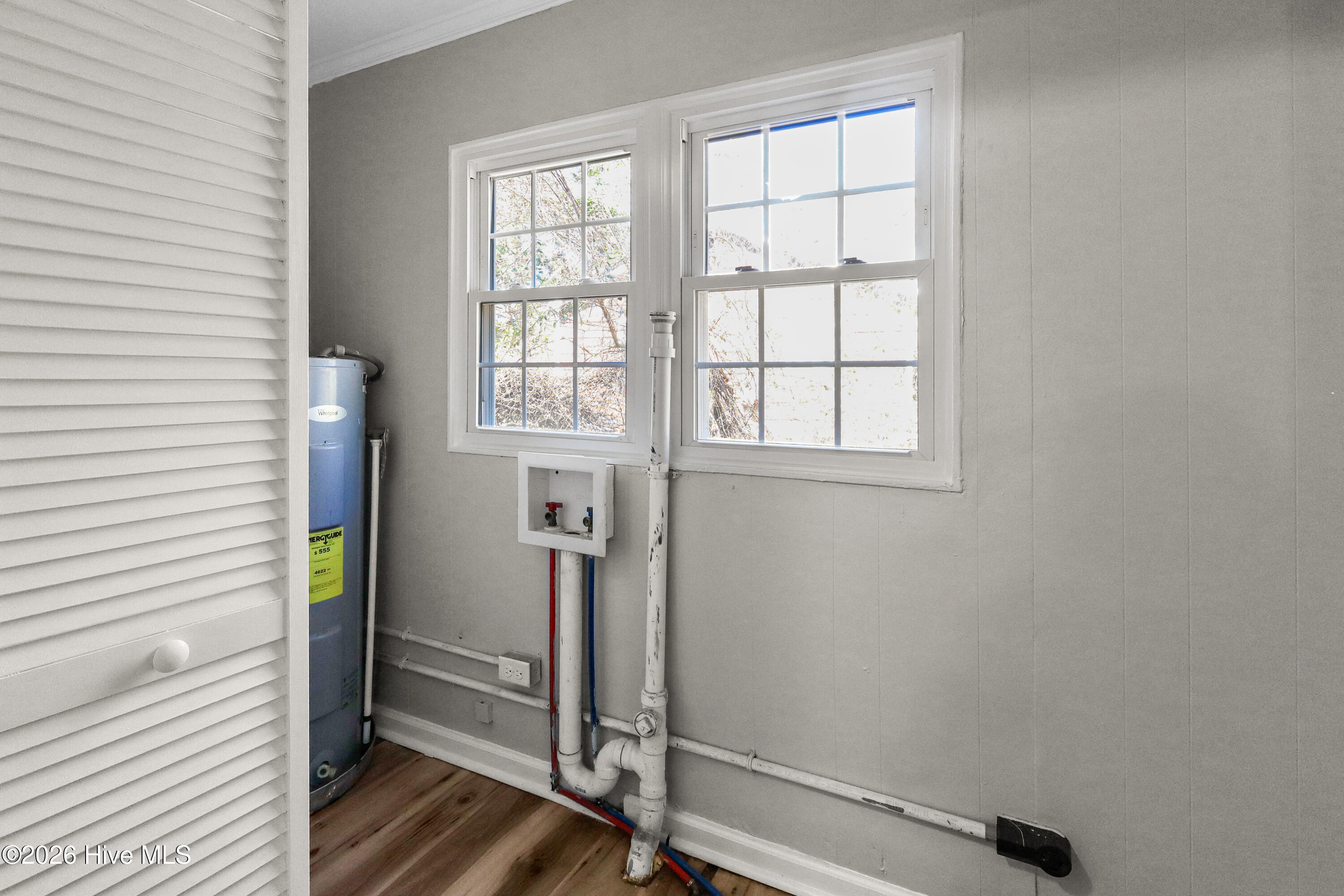 100556489 | Photo 15