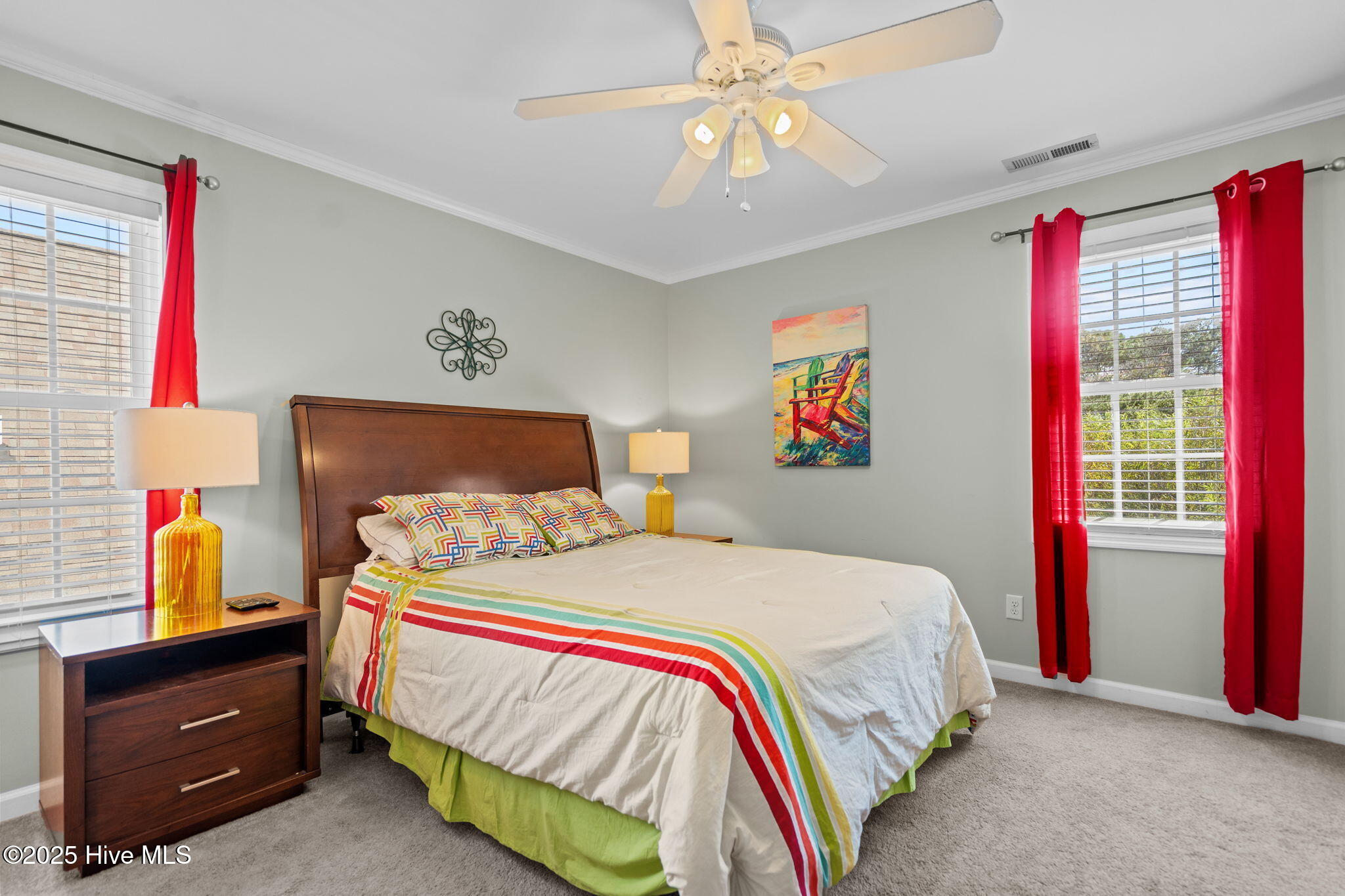 100528642 | Photo 30