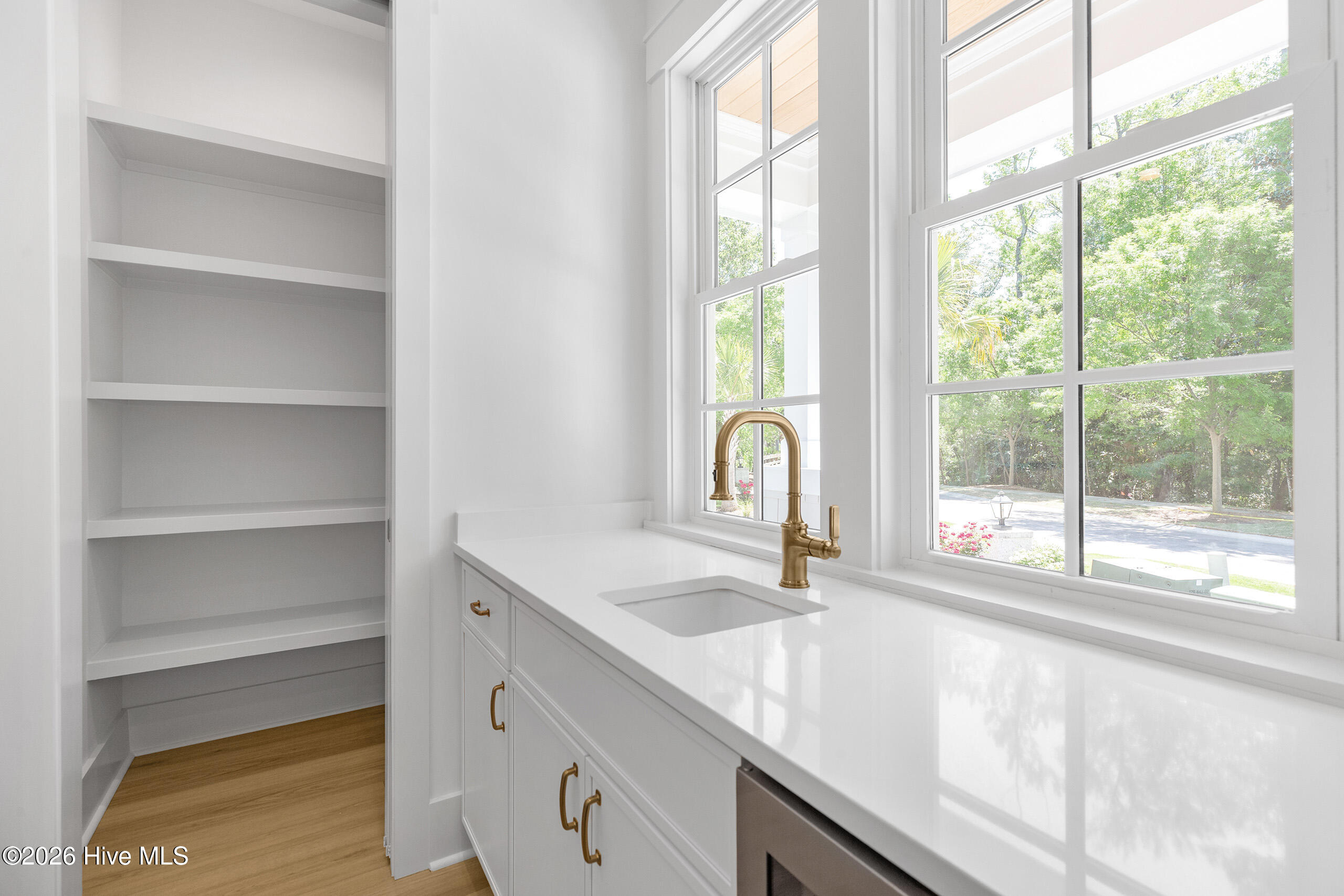 100519914 | Photo 29