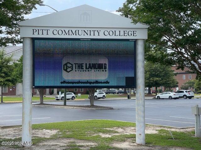 Homes for sale in Grimesland, NC | 428 Lemonade Ln, Grimesland, NC 27837 | MLS# 100497214