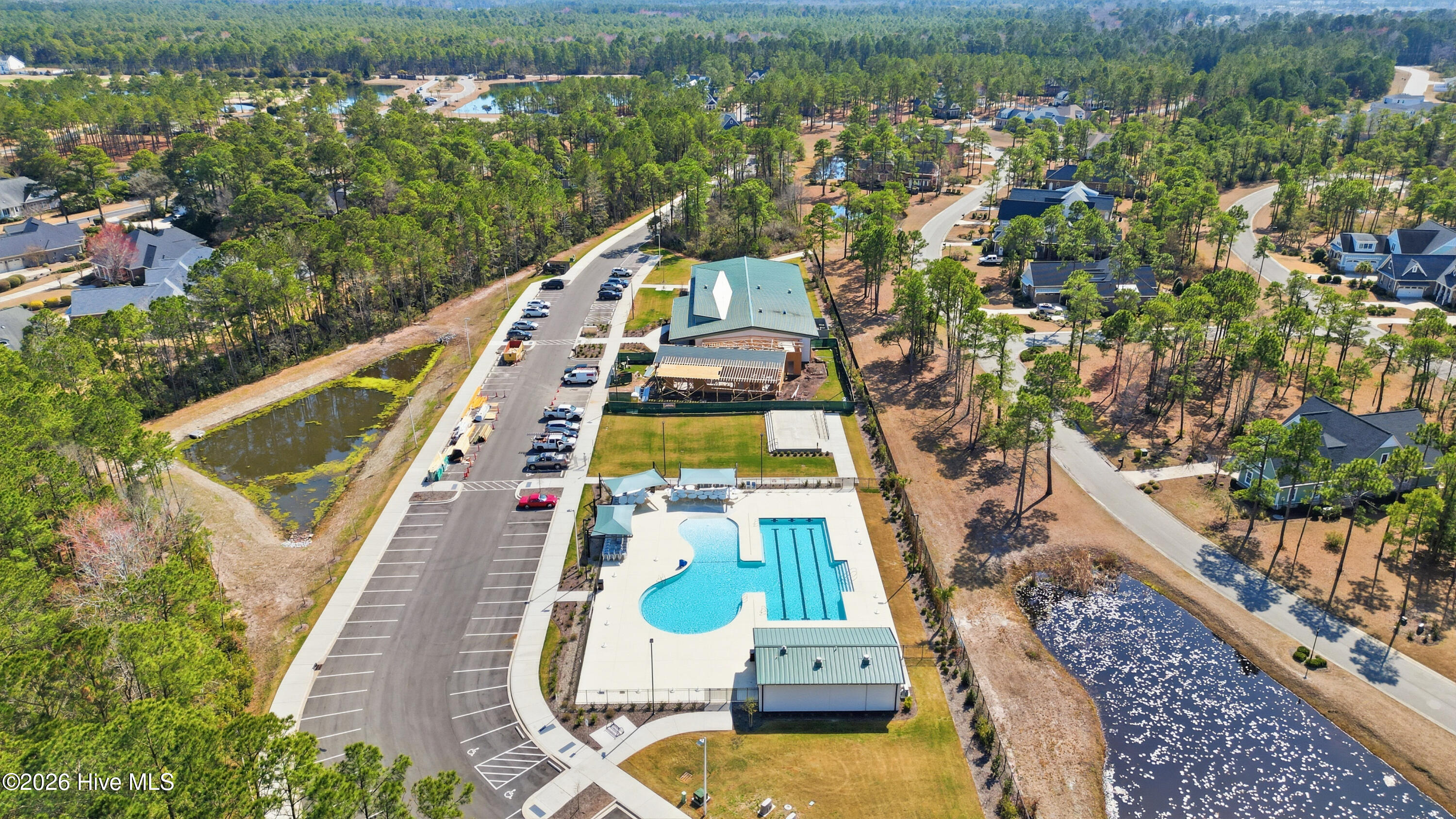 100564440 | Photo 35