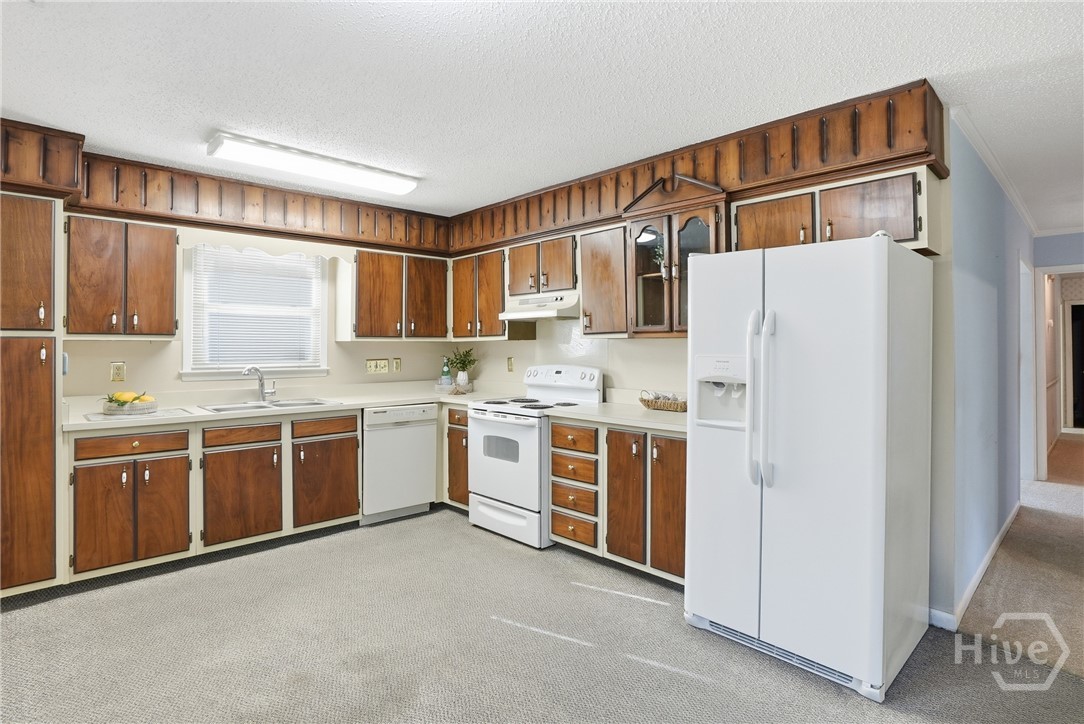 25 Barksdale Drive
