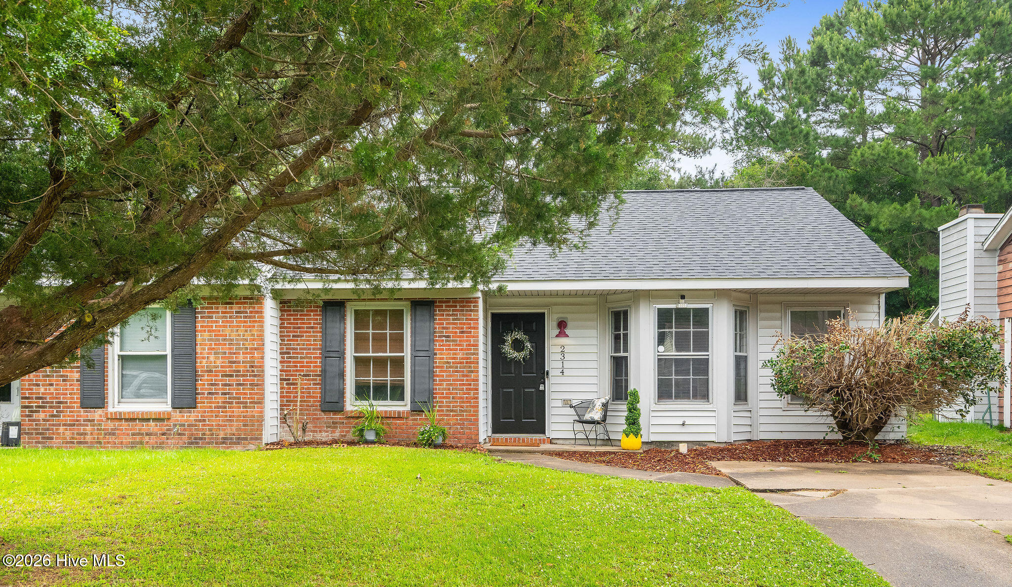 2314 Knollwood Lane,Midway Park