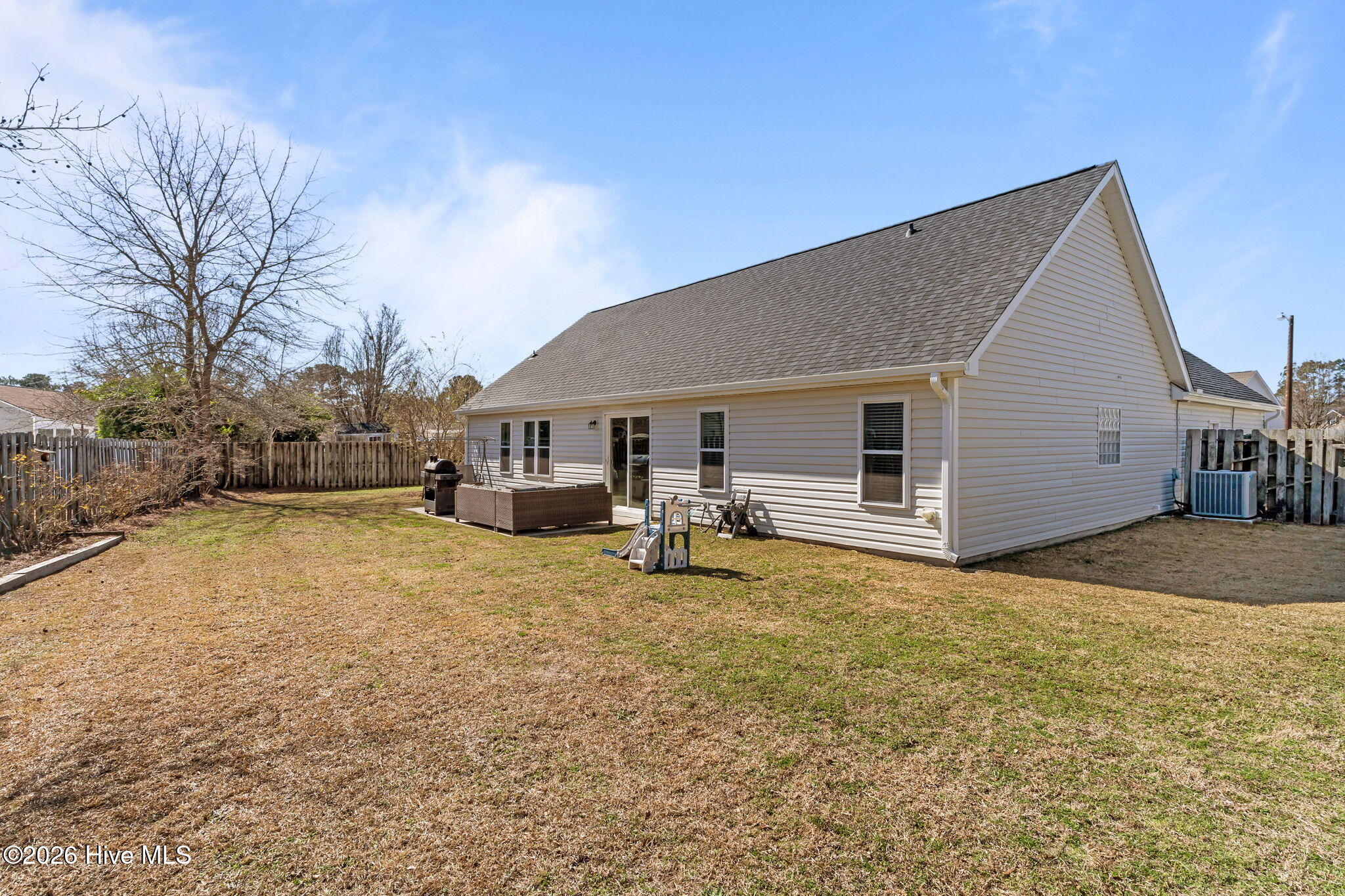 100556757 | Photo 41