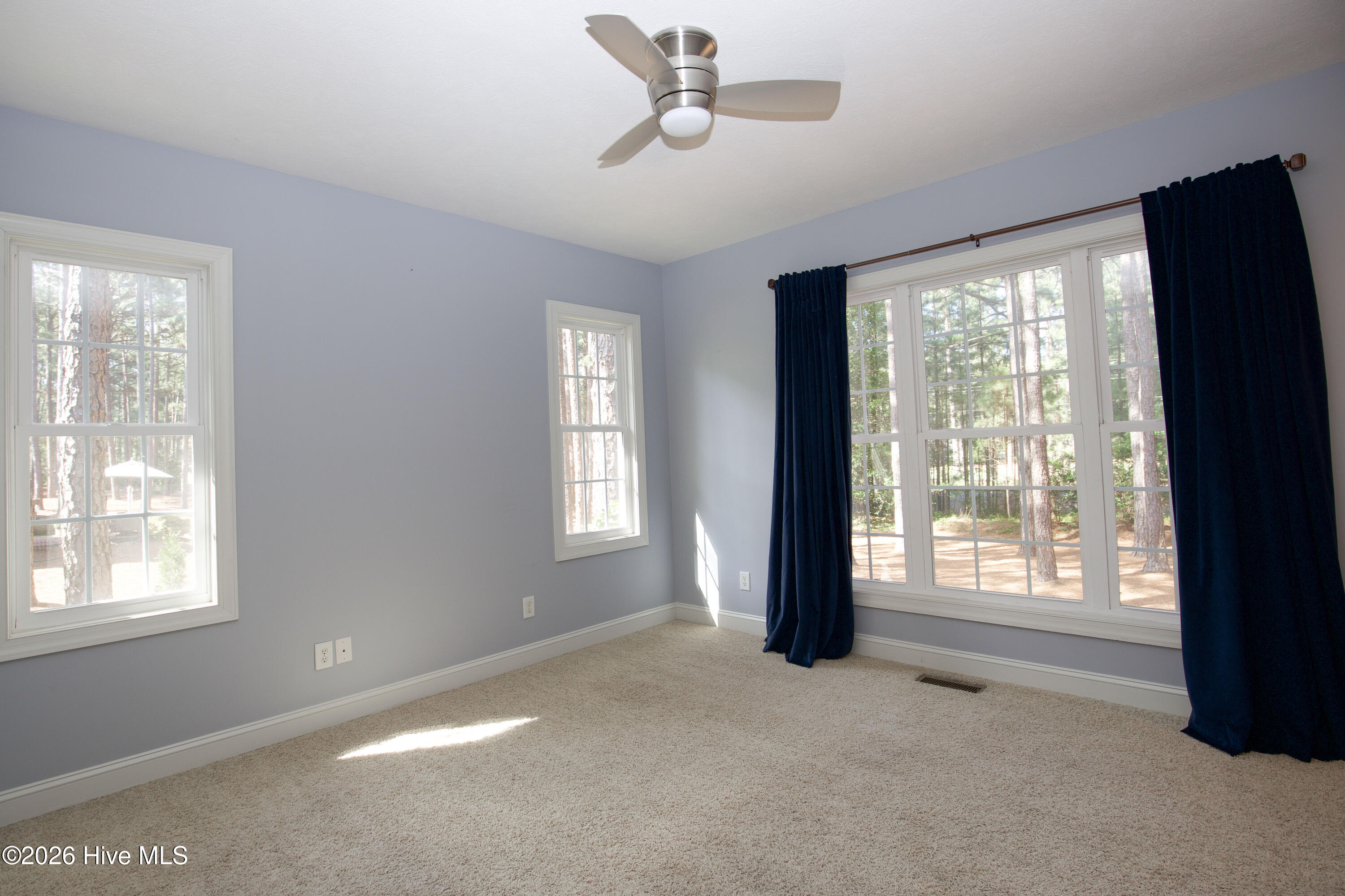 16 Montrose Ct-56