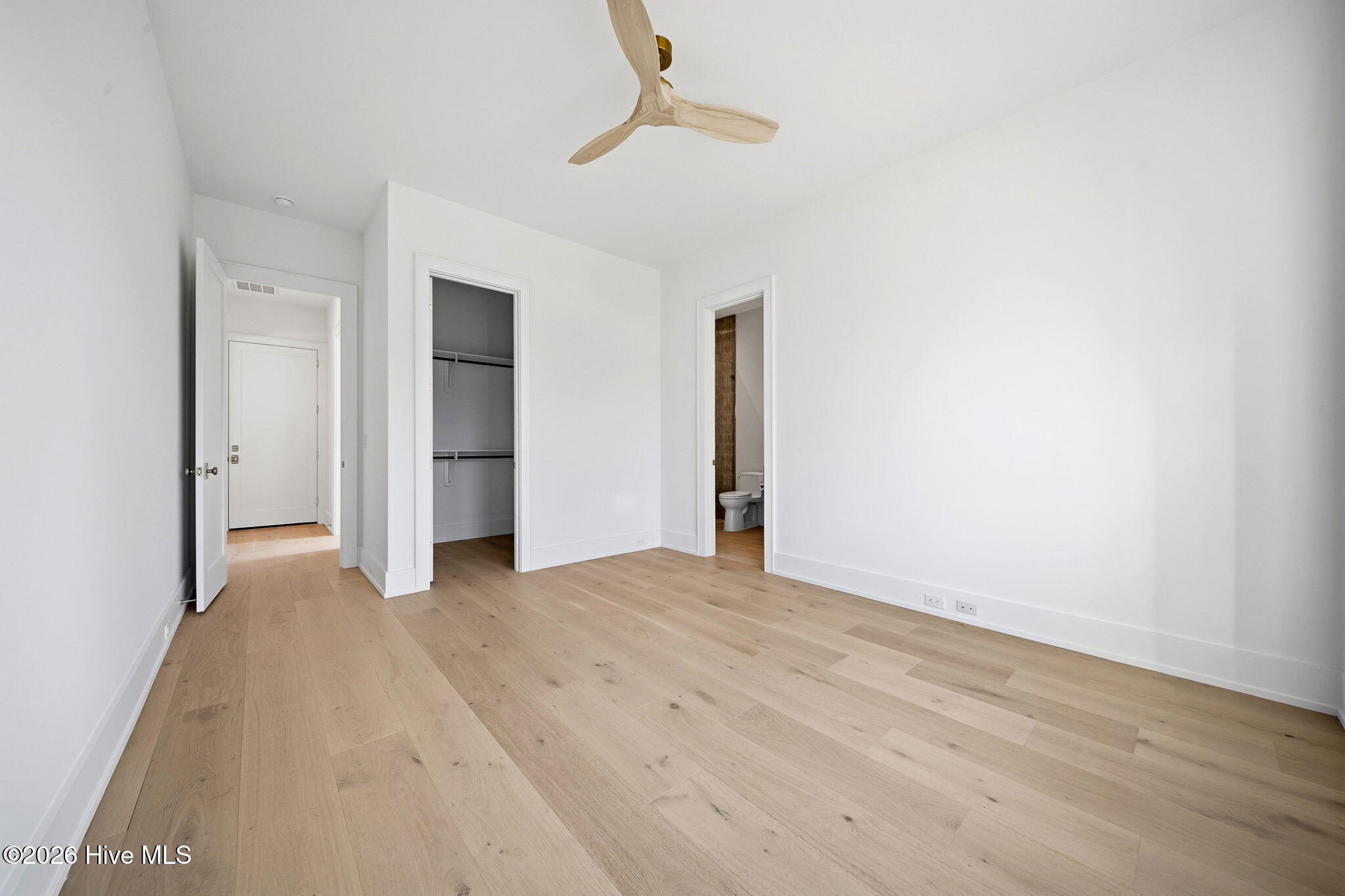 100500065 | Photo 48