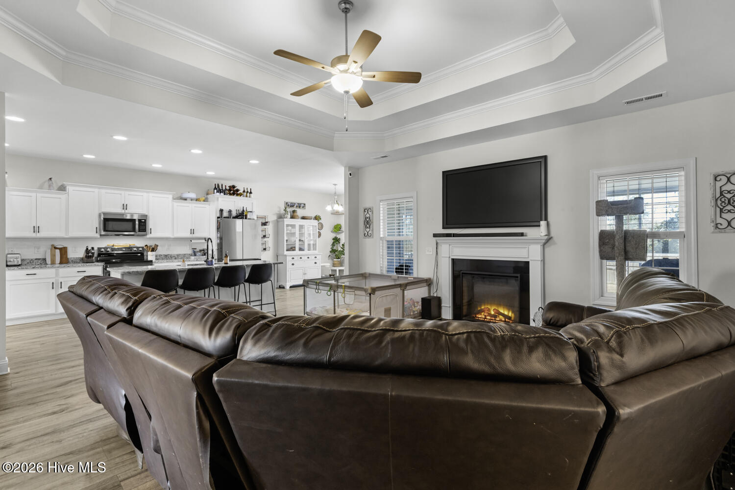 100549139 | Photo 13