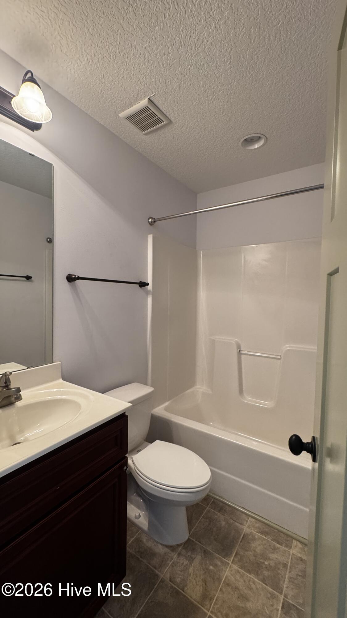 100569883 | Photo 11