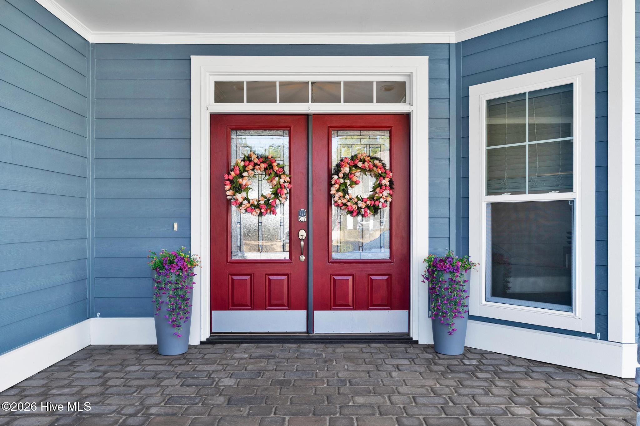 100549204 | Photo 58