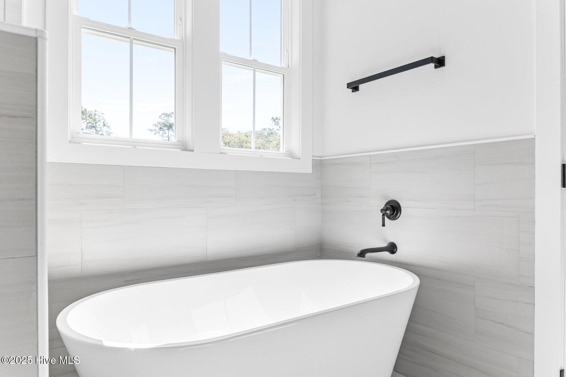 100505101 | Photo 31