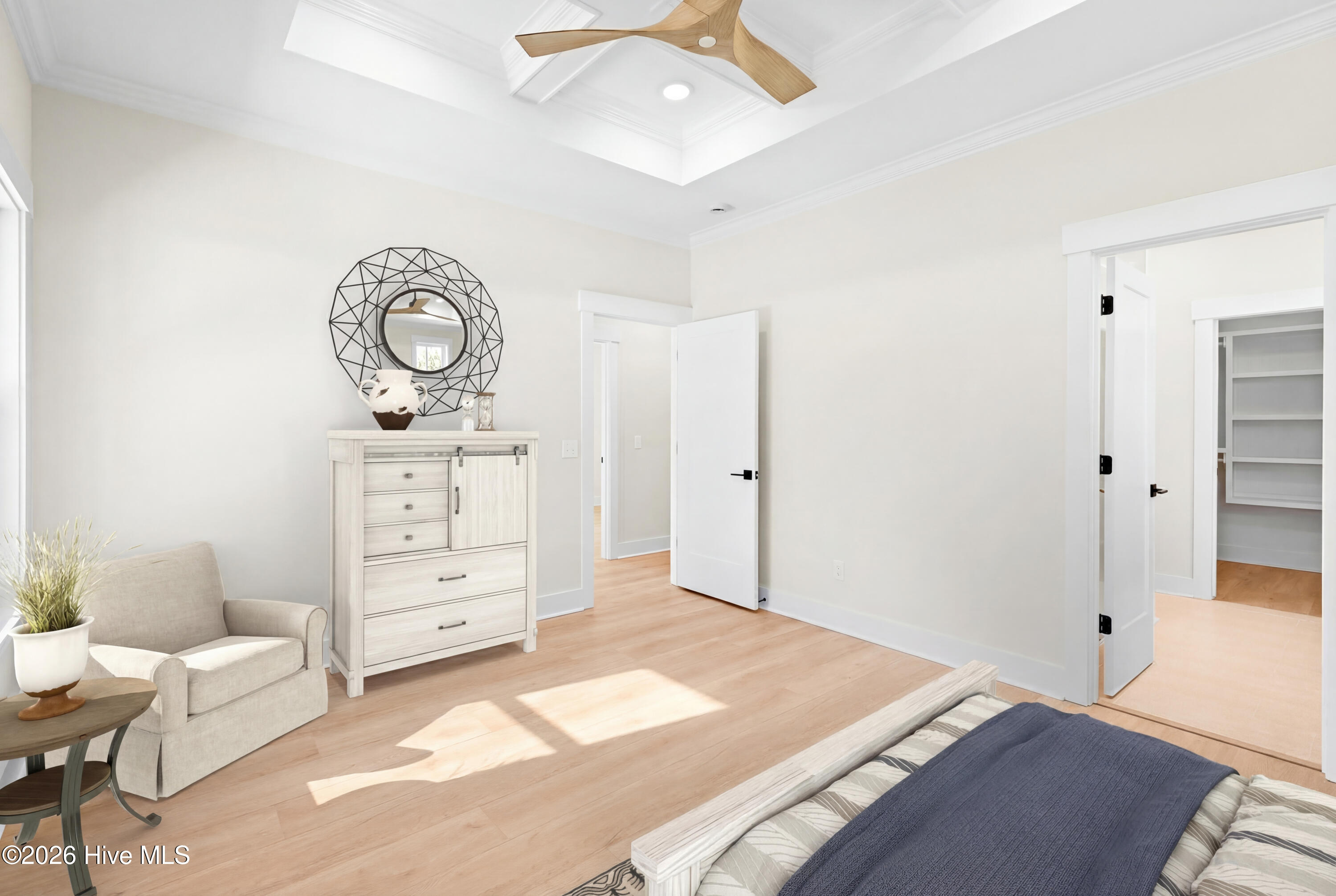 100561185 | Photo 91