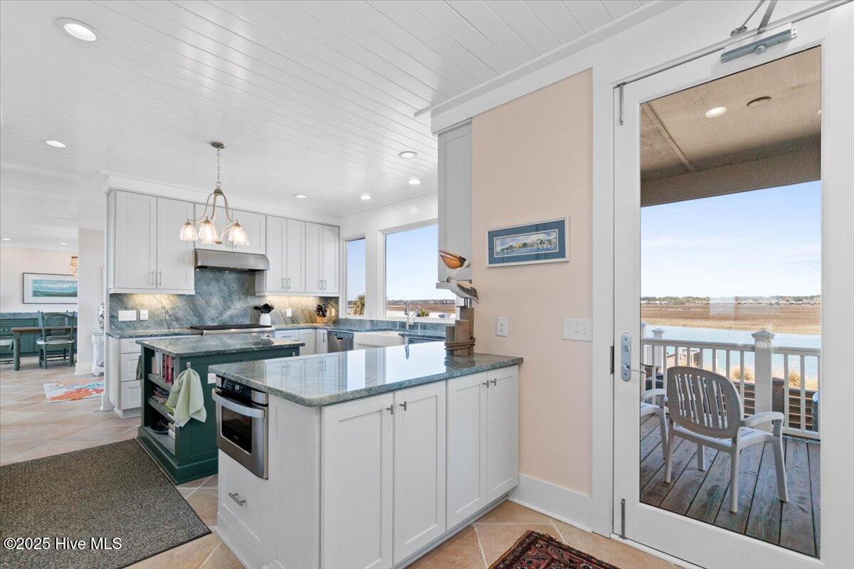 100491372 | Photo 38