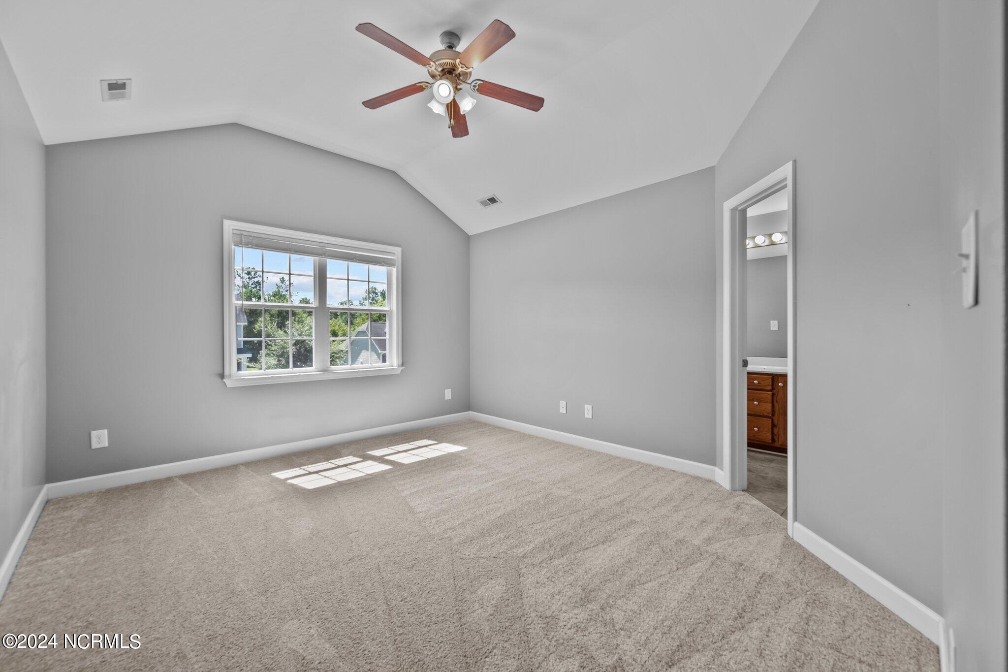 210 Wedgefield Circle,Maple Hill