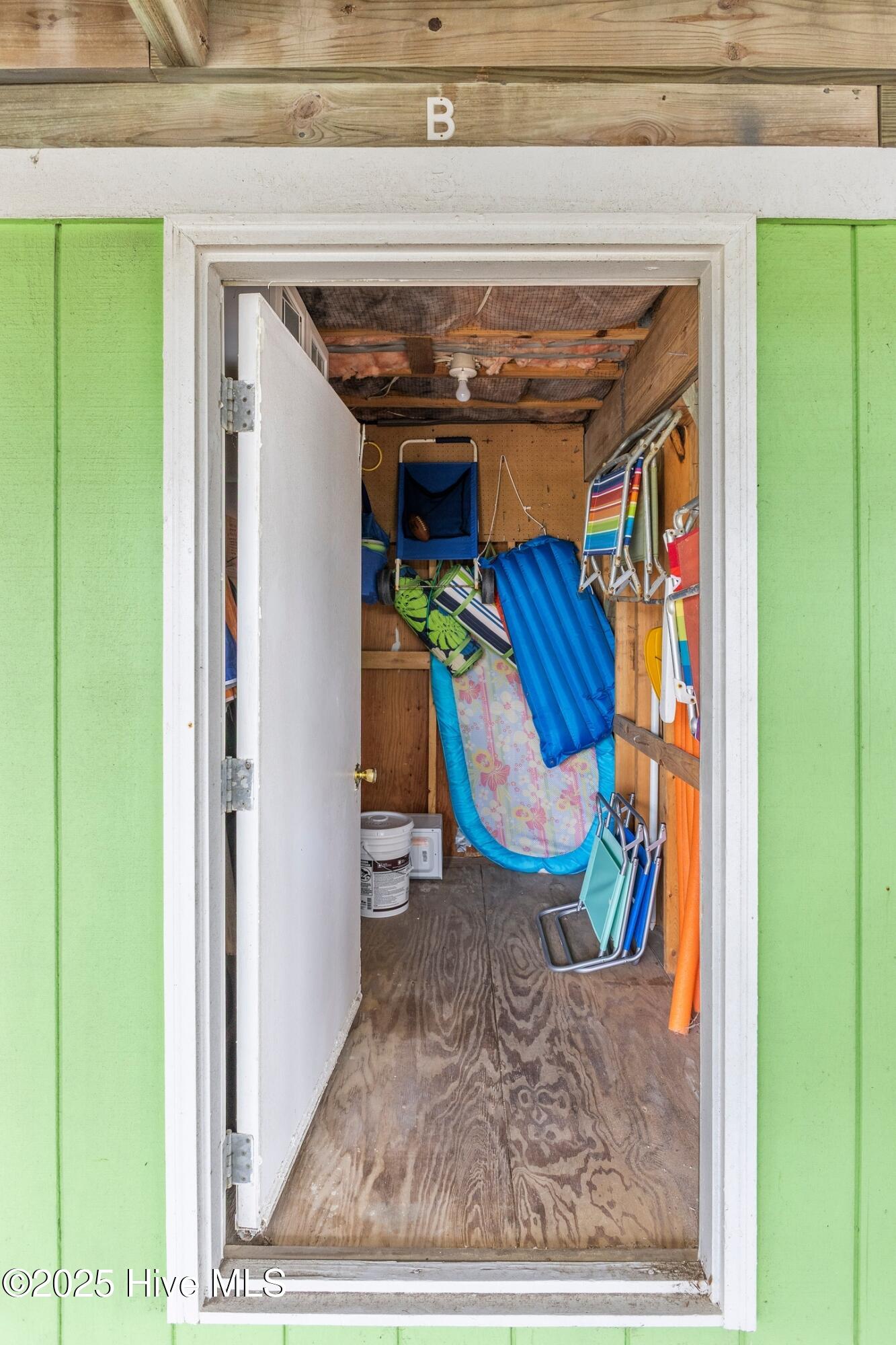 100535531 | Photo 11