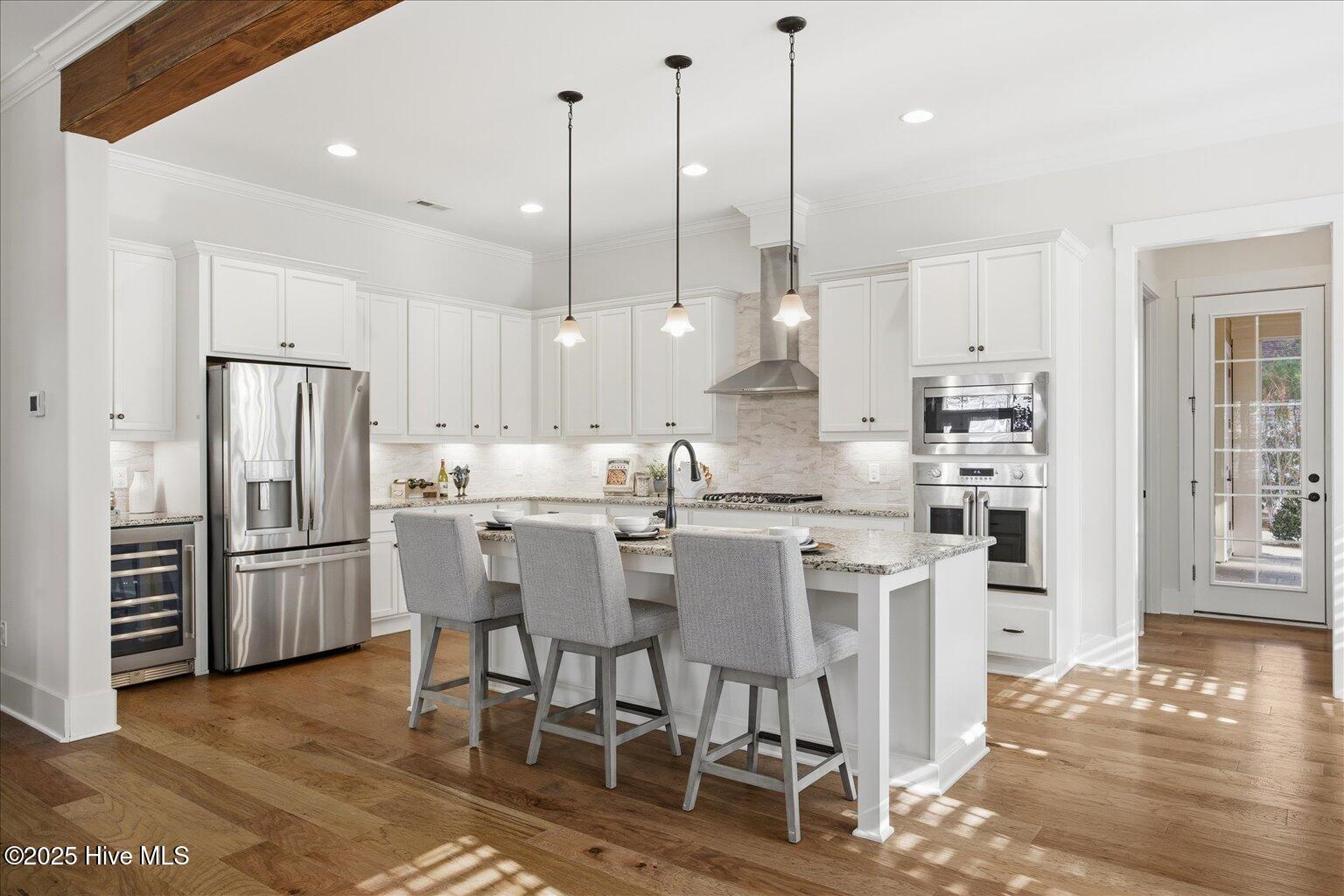 100536924 | Photo 12