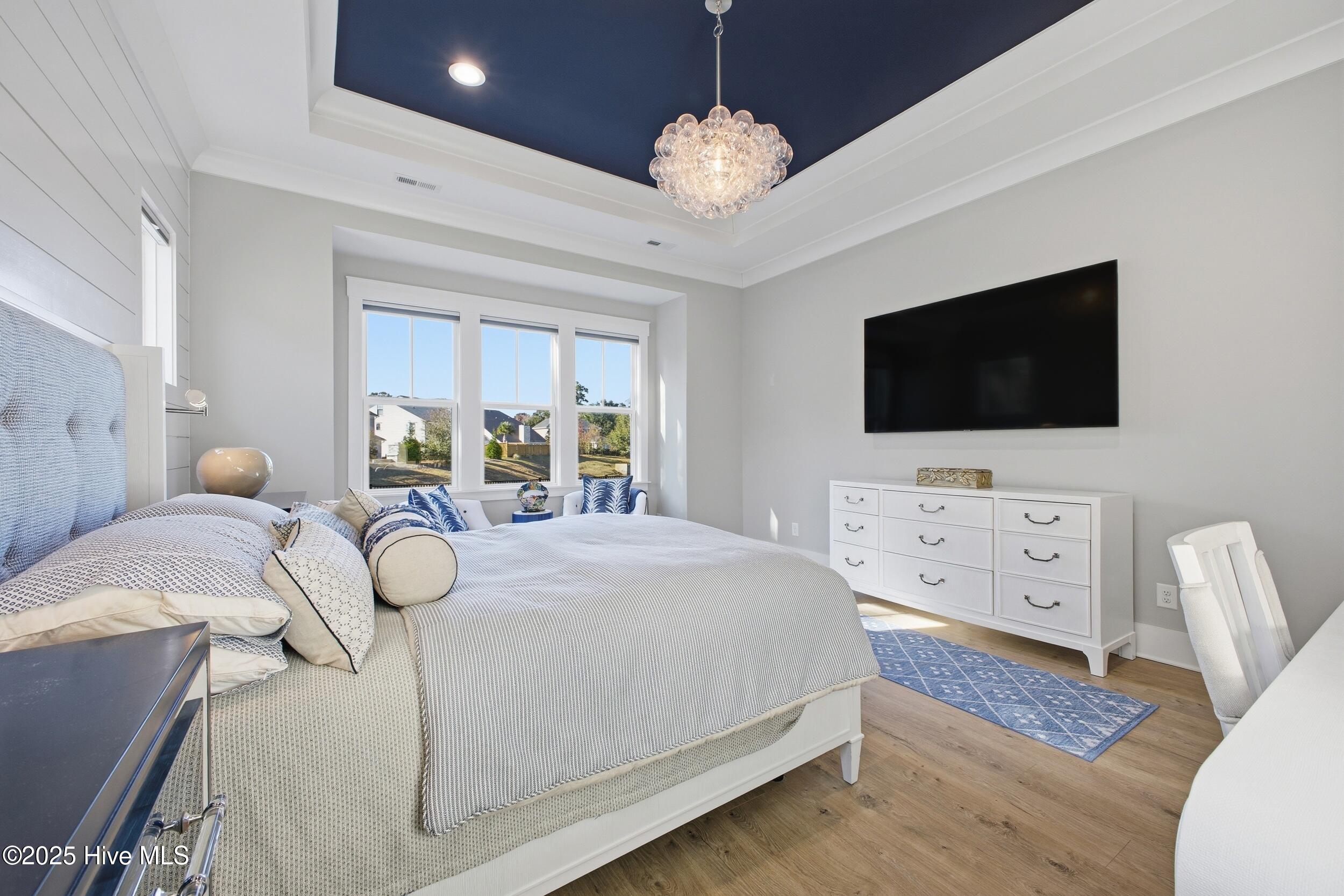 100540842 | Photo 35