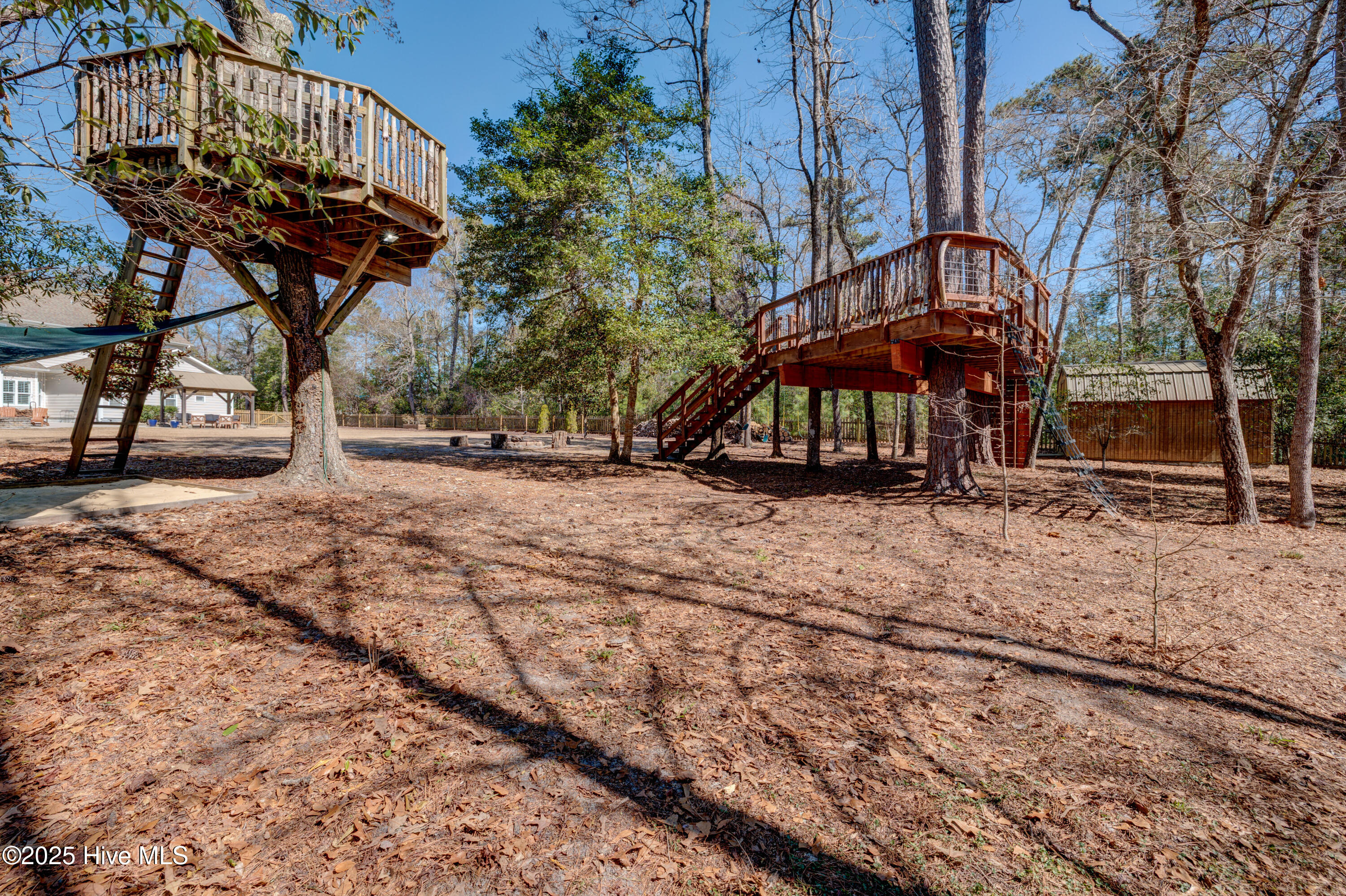 100496540 | Photo 73