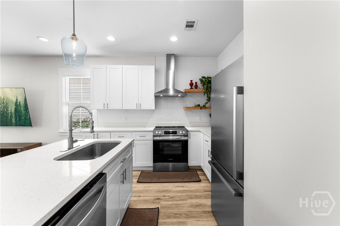 711 E 32ND Street, Savannah, GA 31401 Listing Photo  16