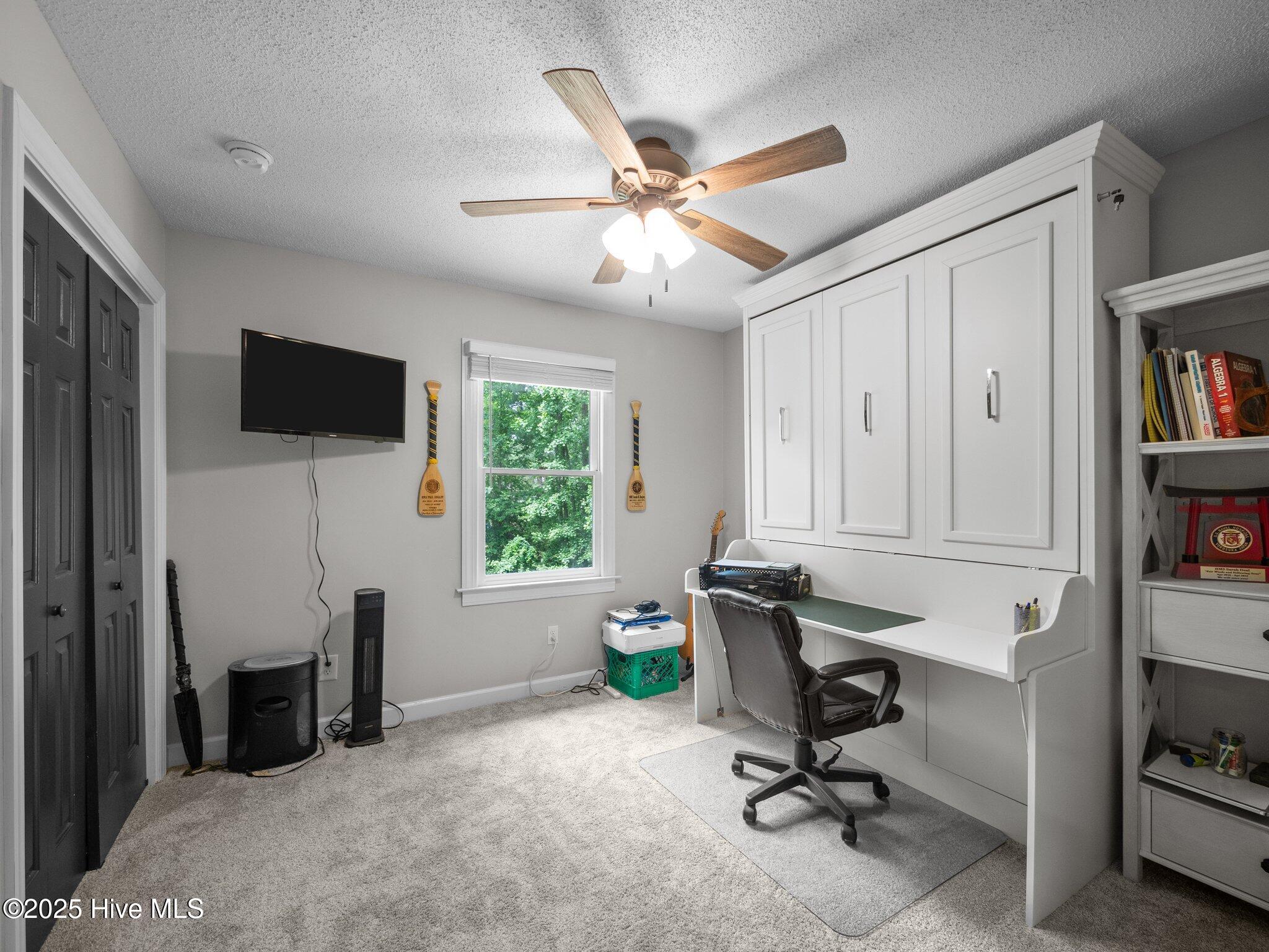 100569850 | Photo 48