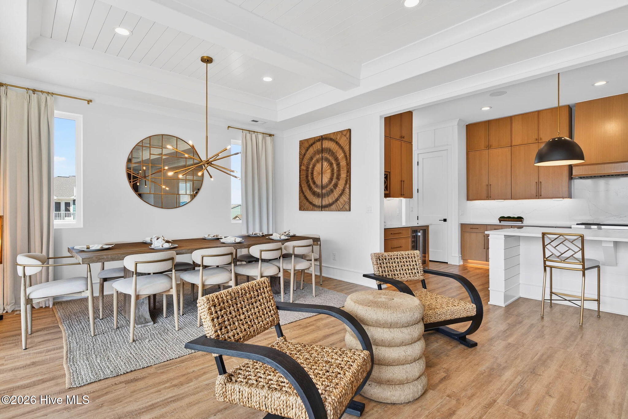 100565153 | Photo 10