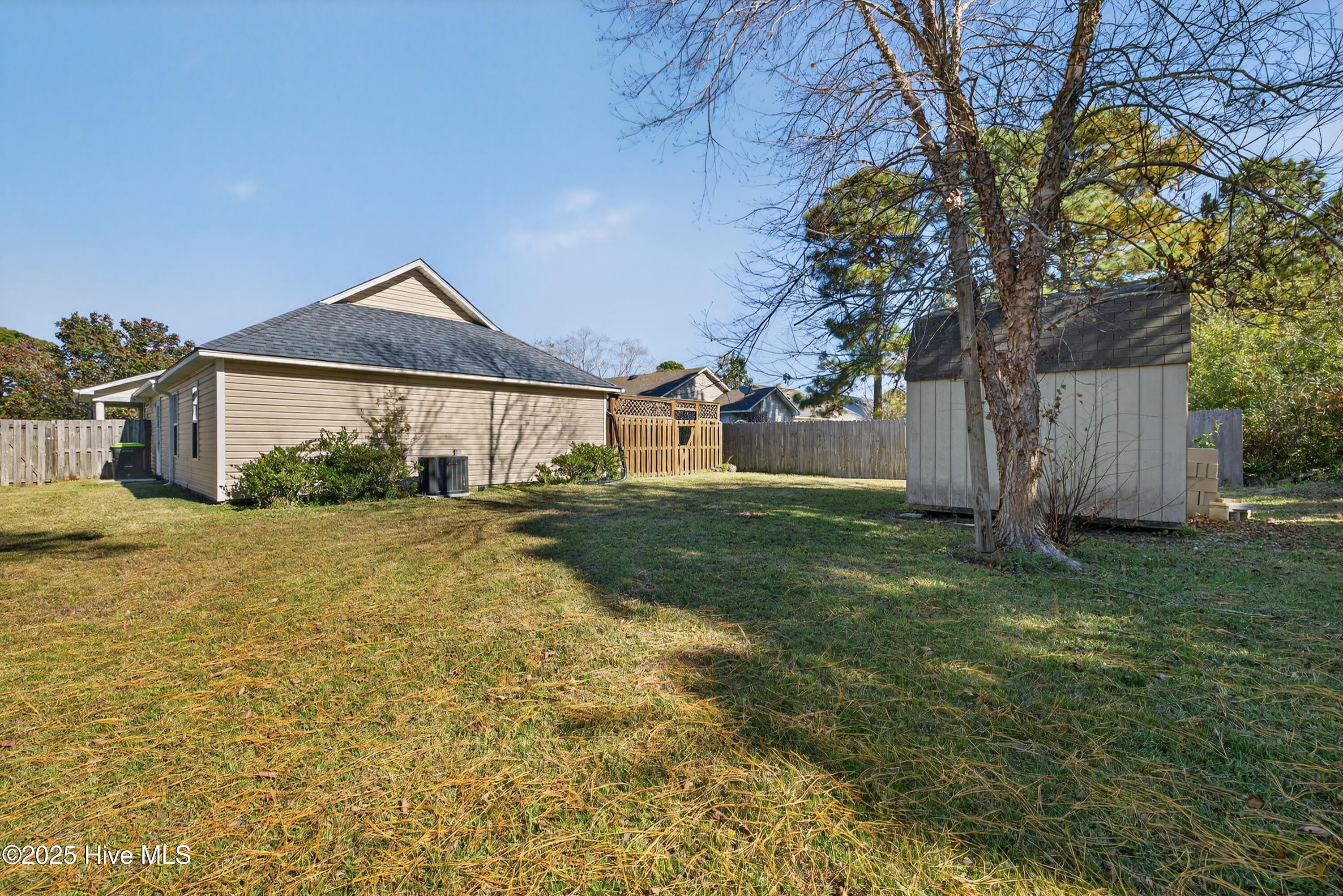 100541266 | Photo 21