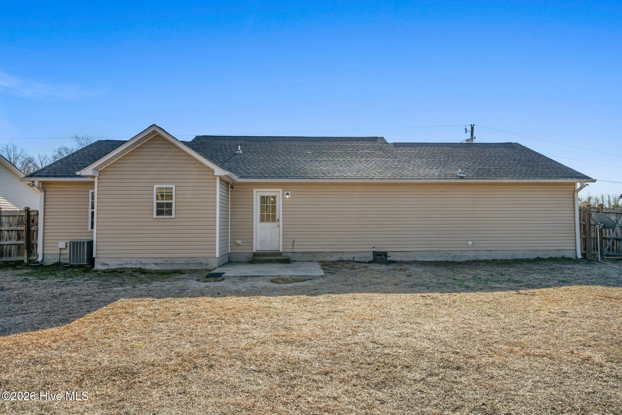 100553534 | Photo 35