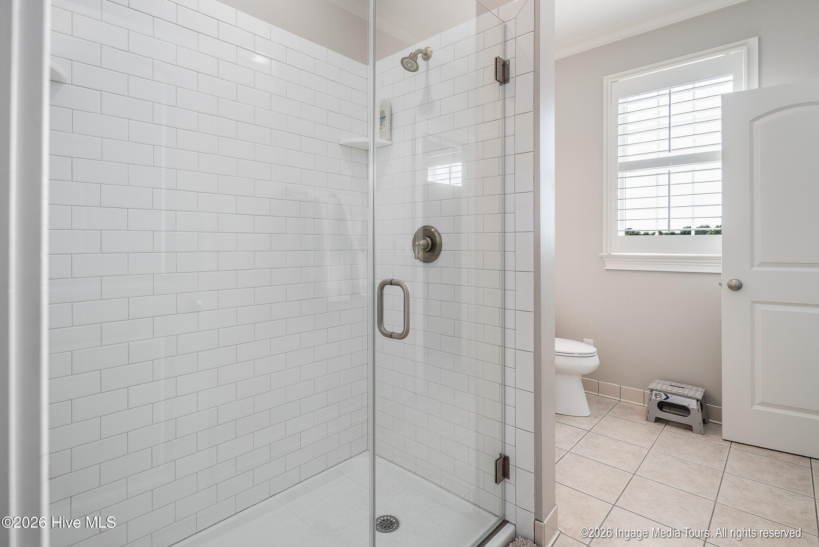 Upstairs Hall Bathroom.