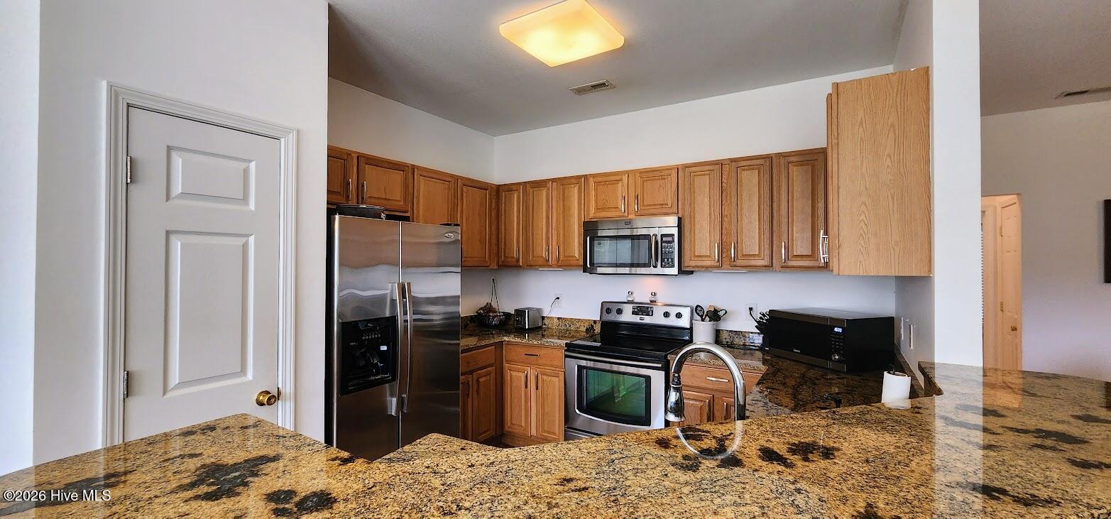 100564430 | Photo 10