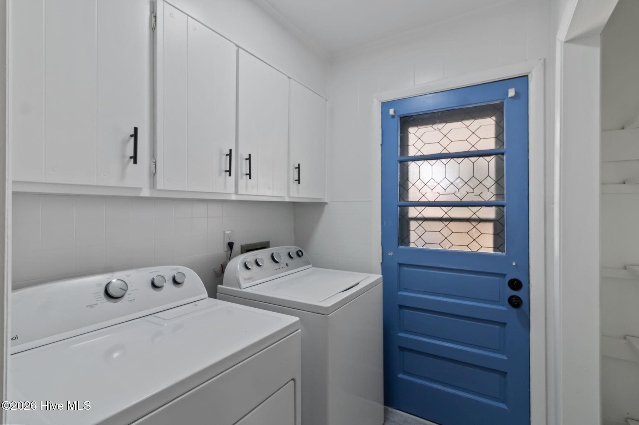 100557666 | Photo 12