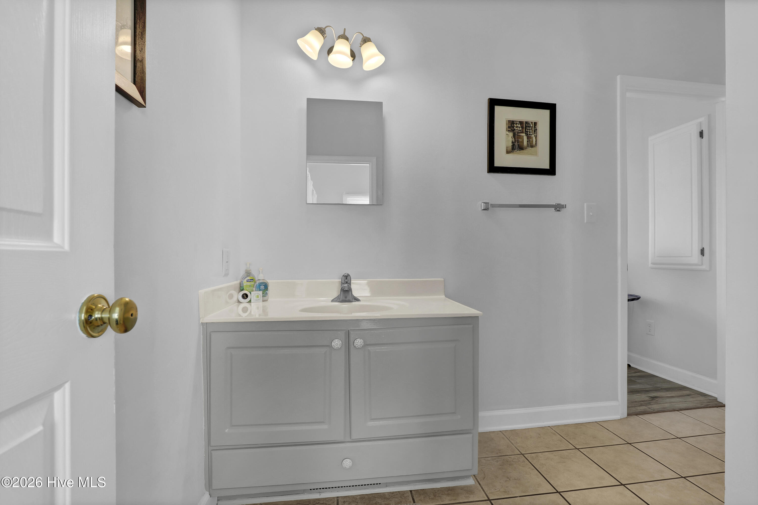 100551936 | Photo 57