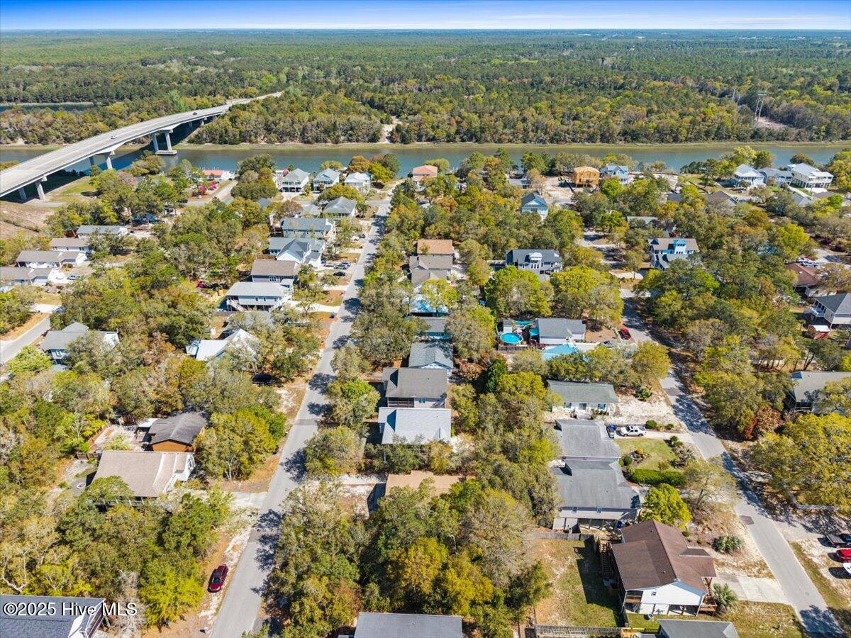 100489301 | Photo 11