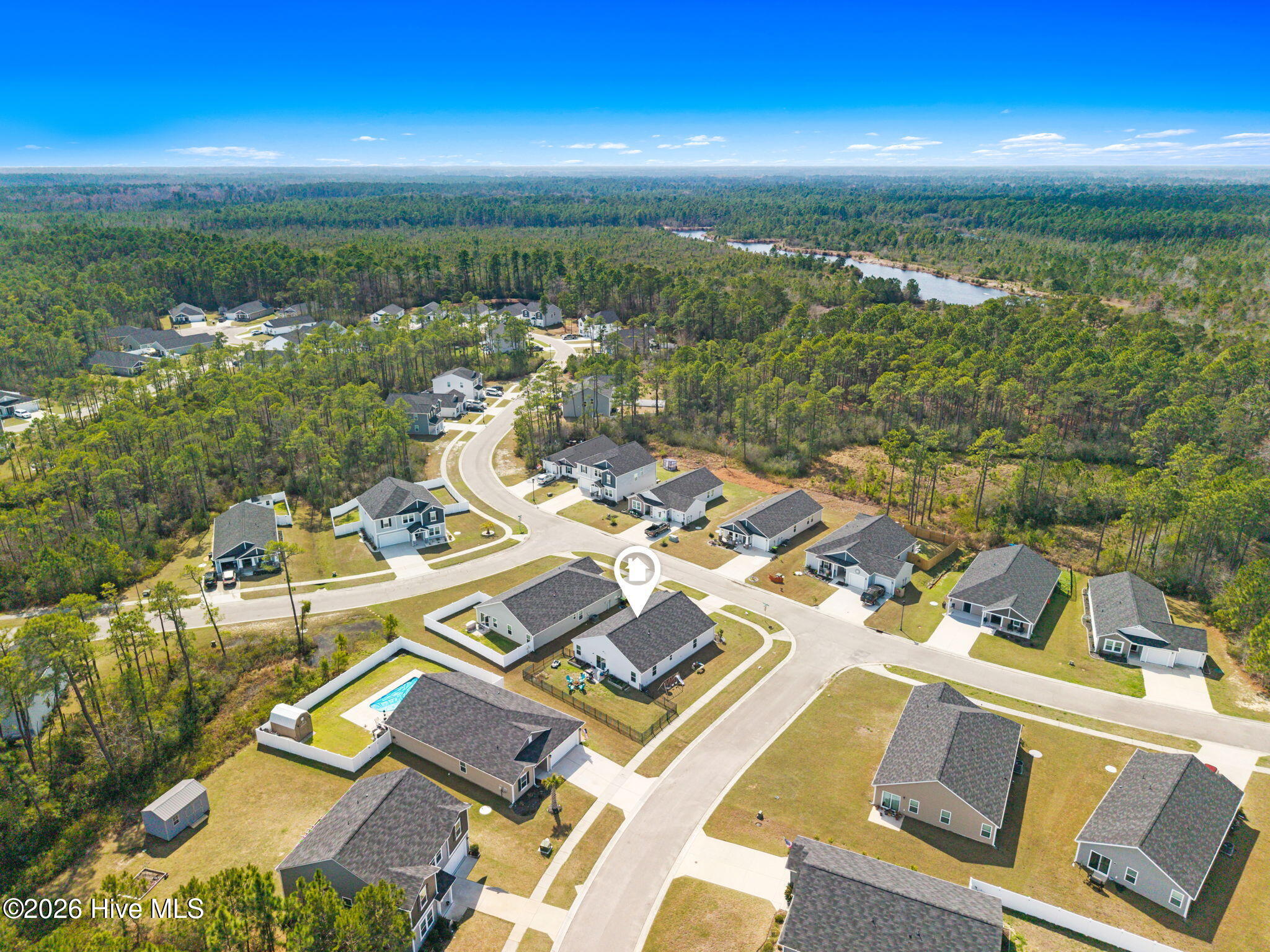 100560384 | Photo 33