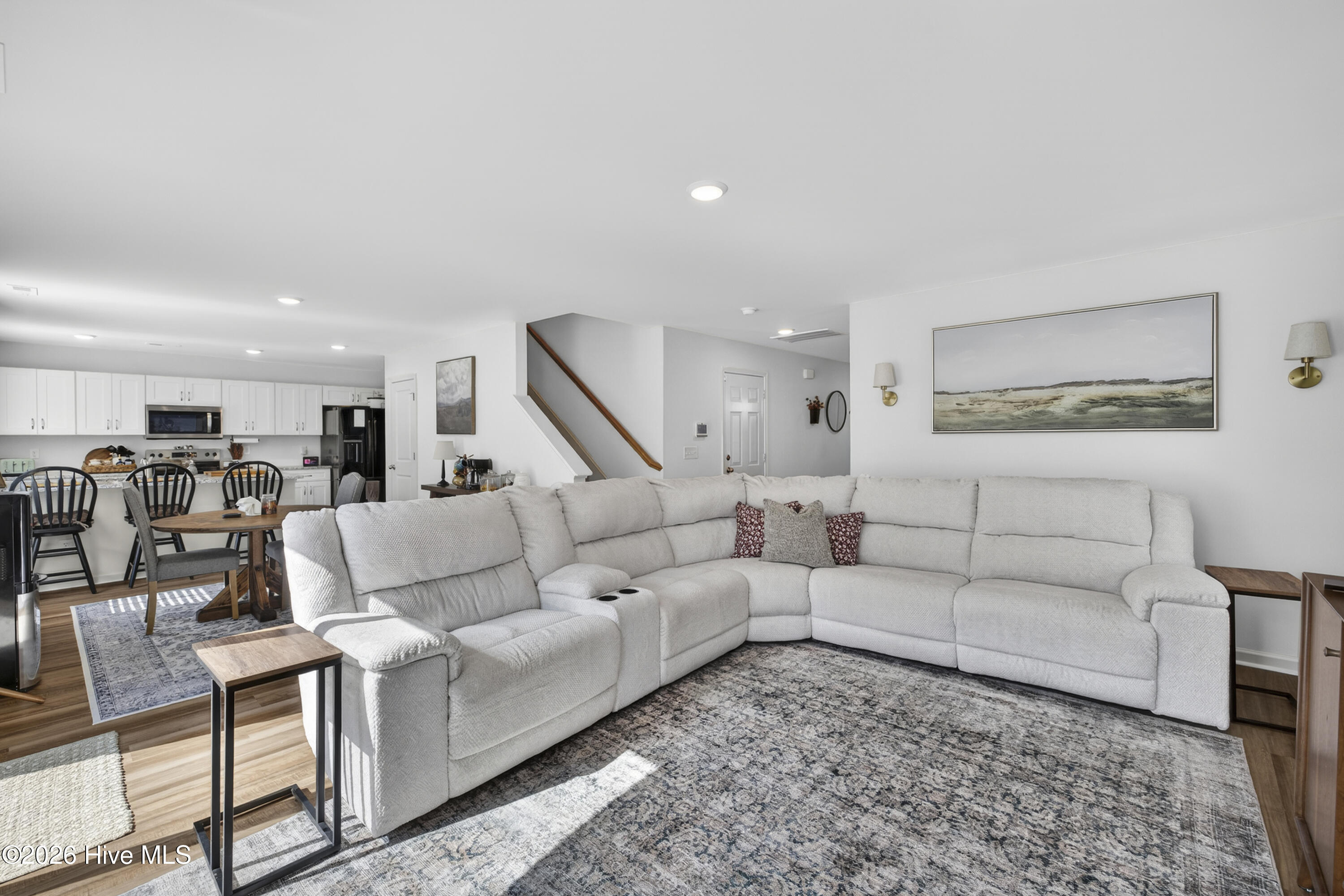 100554086 | Photo 14