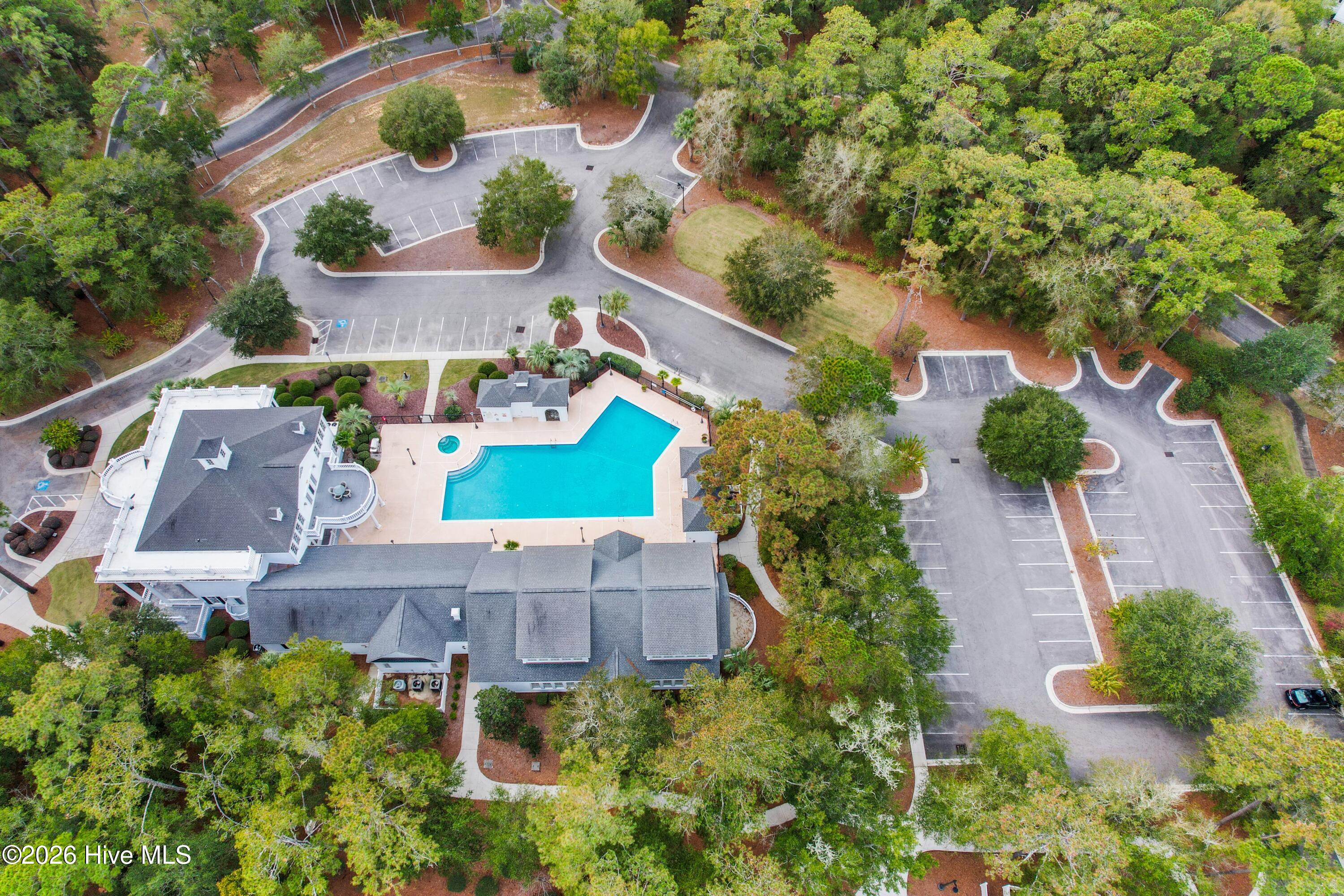 100568662 | Photo 68