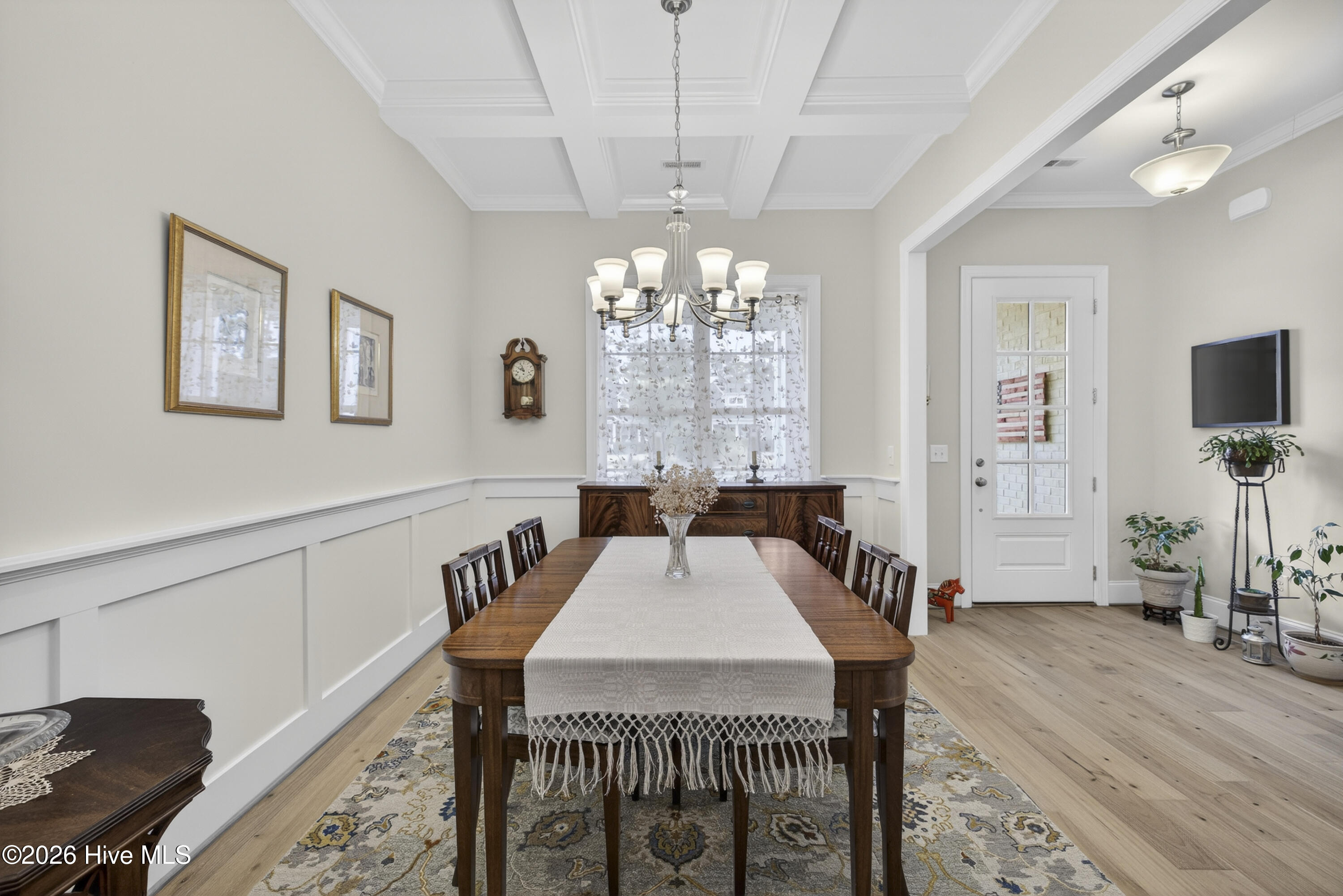 100558157 | Photo 18