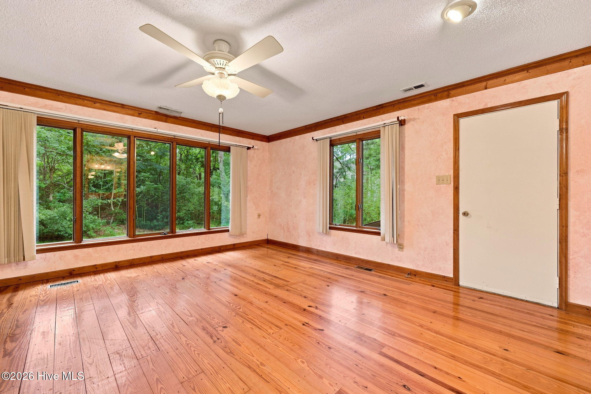 6001 Mainsail Point Road,Oriental