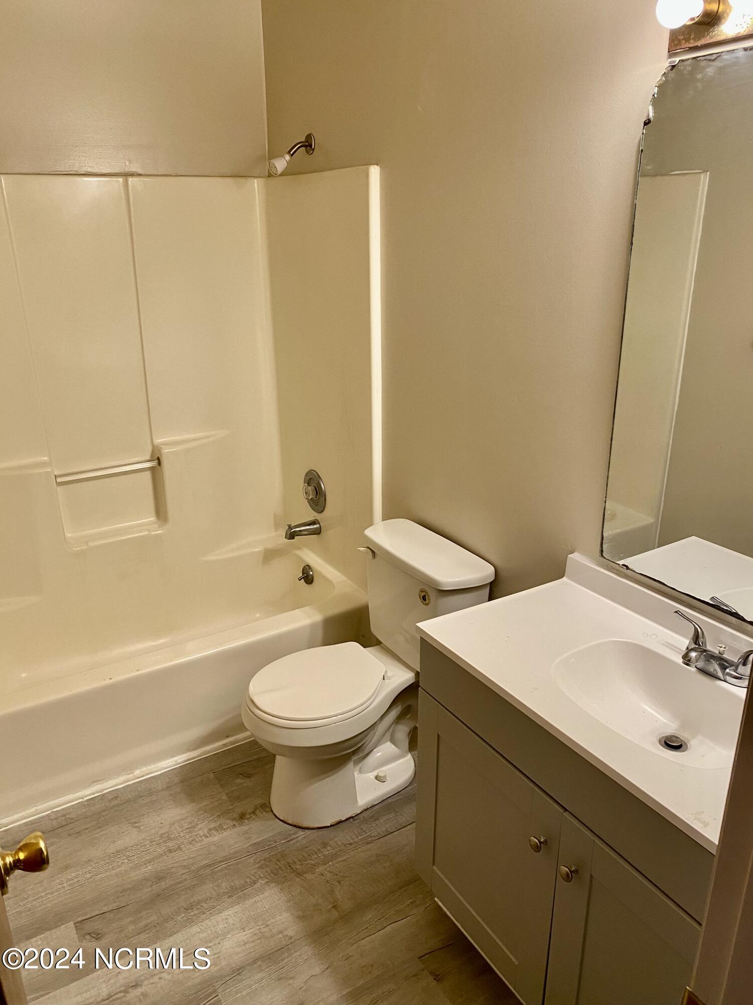 1008 Peed Drive UNIT 11, Greenville, NC, 27834