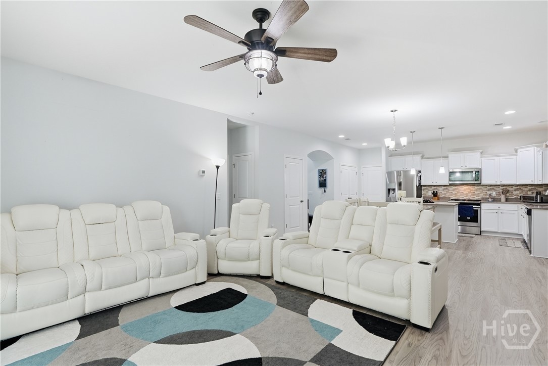 17 Crown Court, Richmond Hill, GA, 31324